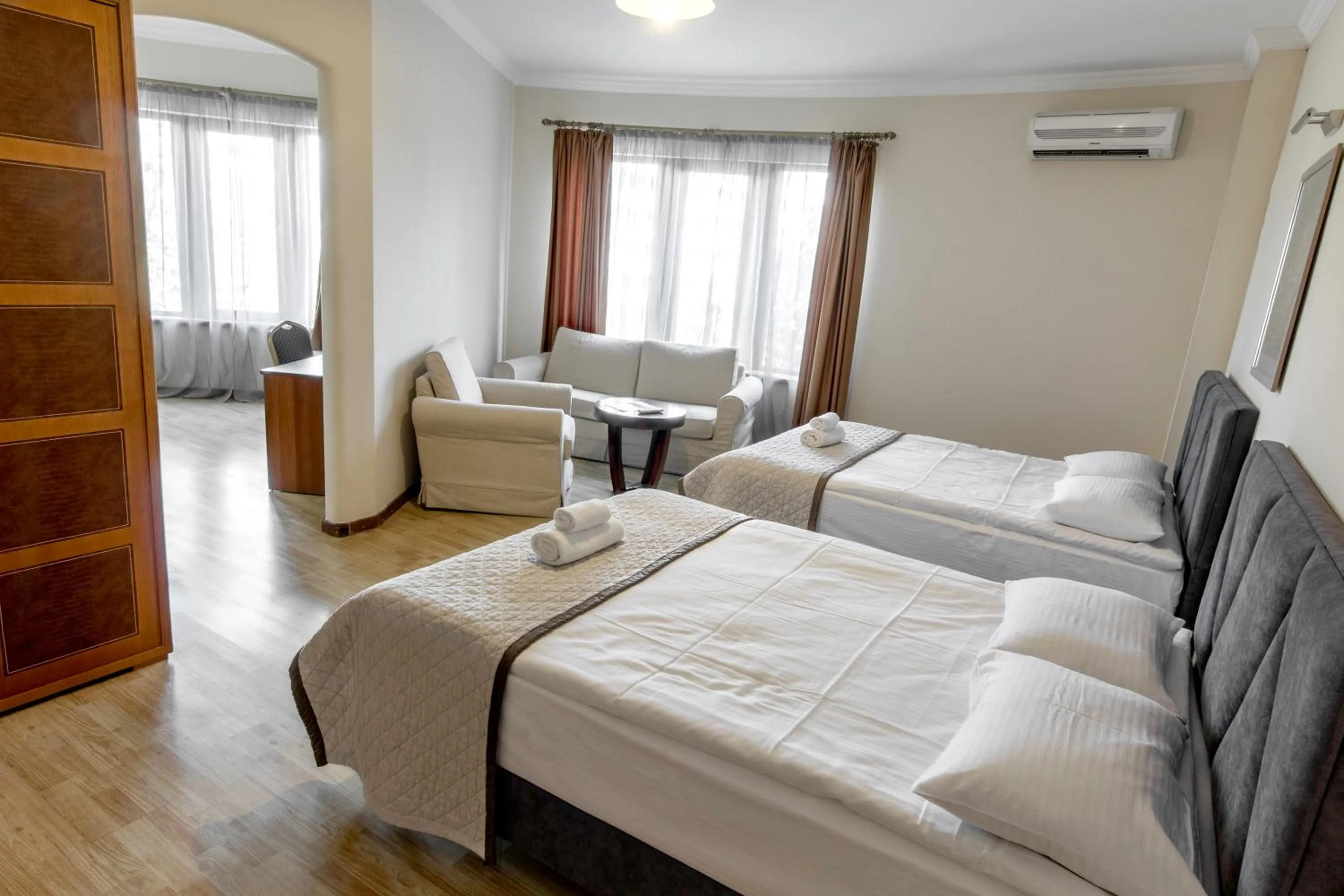 Bed in Hotel Beaumonde Garden