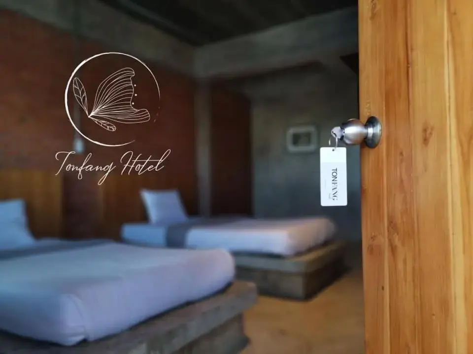 Bedroom, Bed in Ton Fang Hotel Bedroom, Bed in Ton Fang Hotel