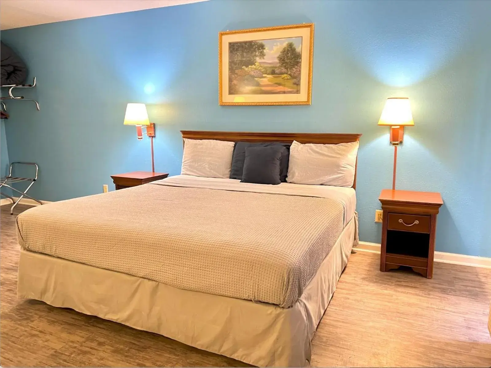 Bedroom, Bed in FairBridge Inn Express Mount Vernon Bedroom, Bed in FairBridge Inn Express Mount Vernon