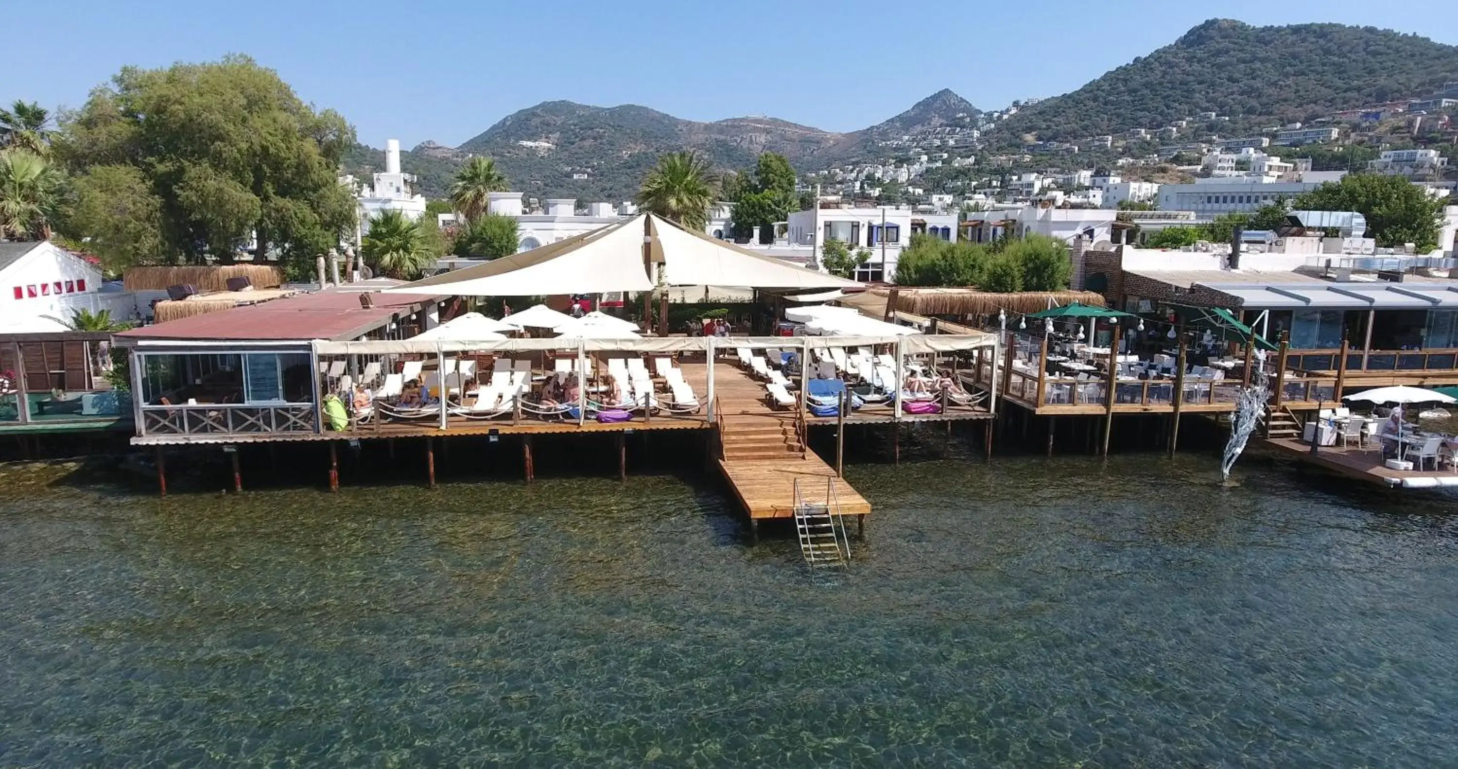 Restaurant/places to eat in Art Suites Hotel Restaurant/places to eat in Art Suites Hotel