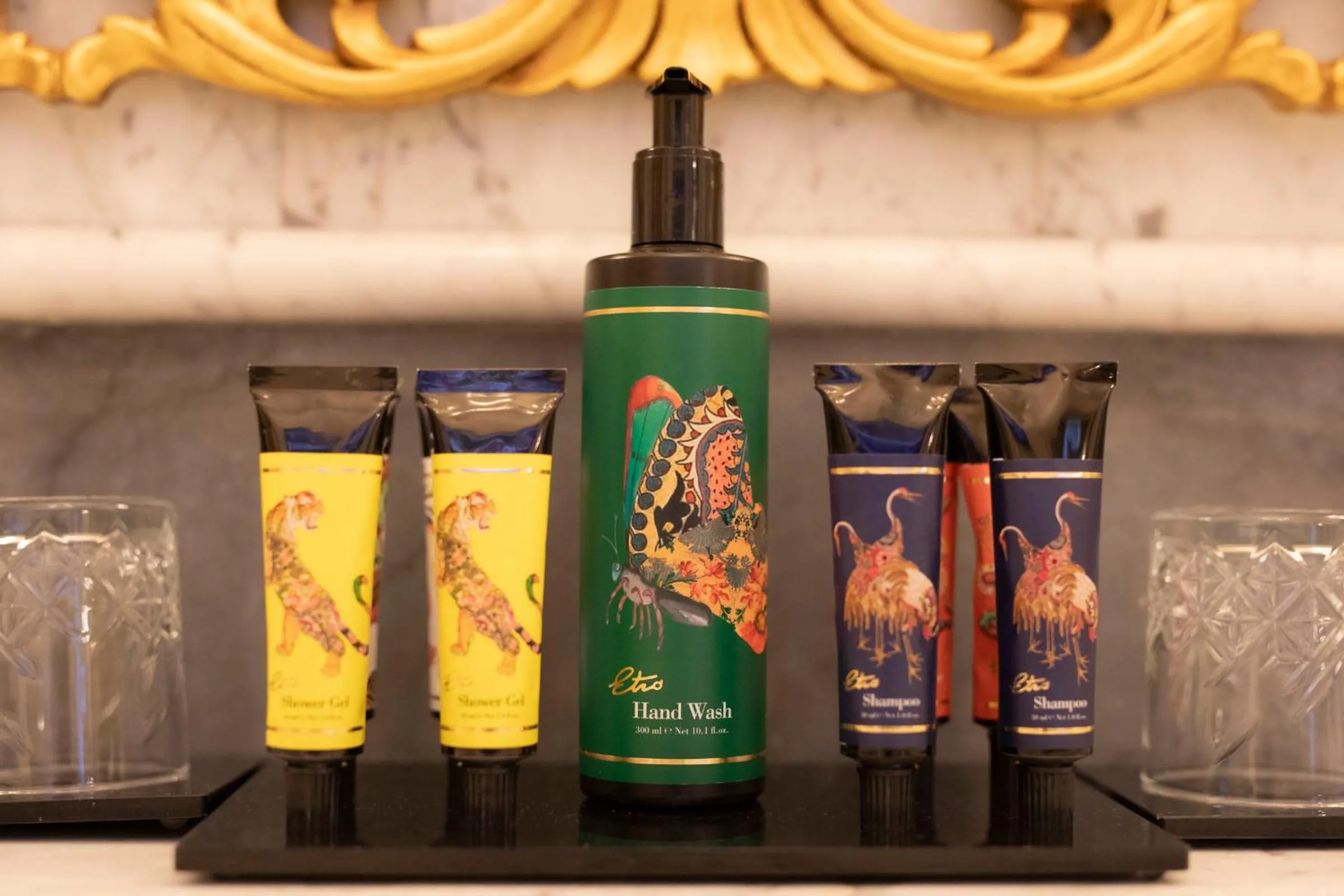 Bathroom in Ca' Bonfadini Historic Experience