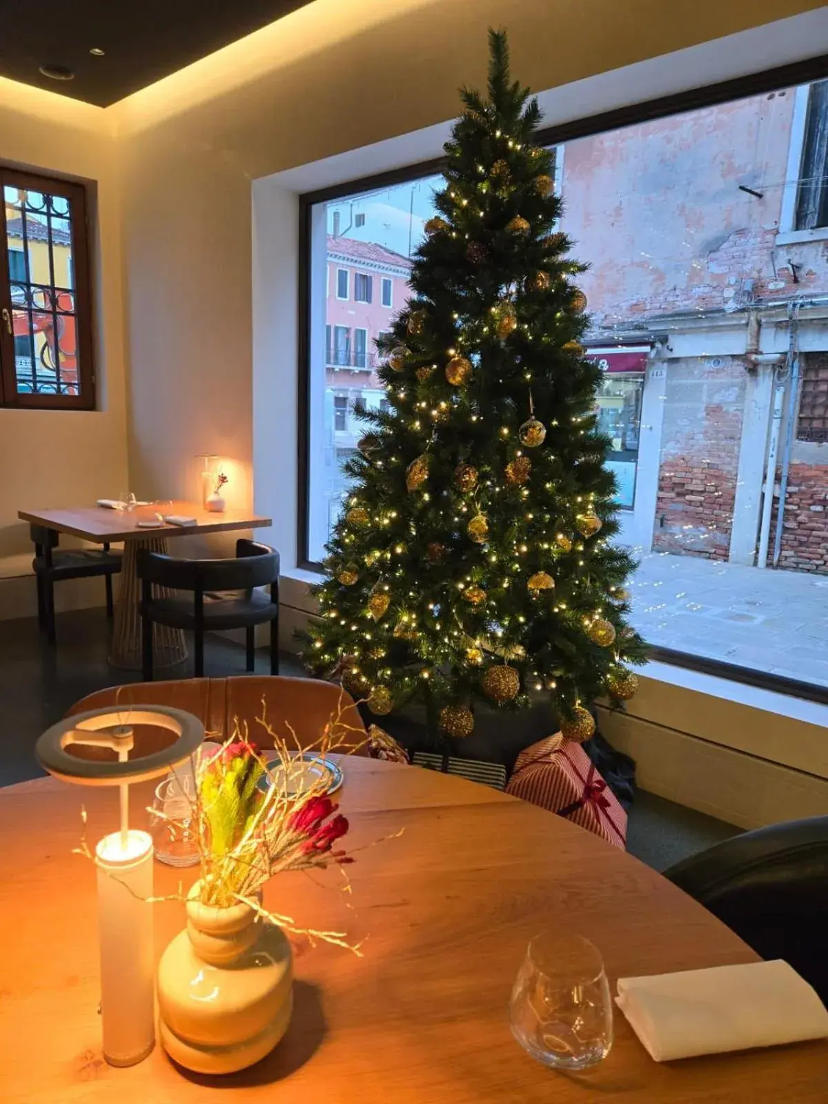 Restaurant/places to eat in Ca' Bonfadini Historic Experience Restaurant/places to eat in Ca' Bonfadini Historic Experience