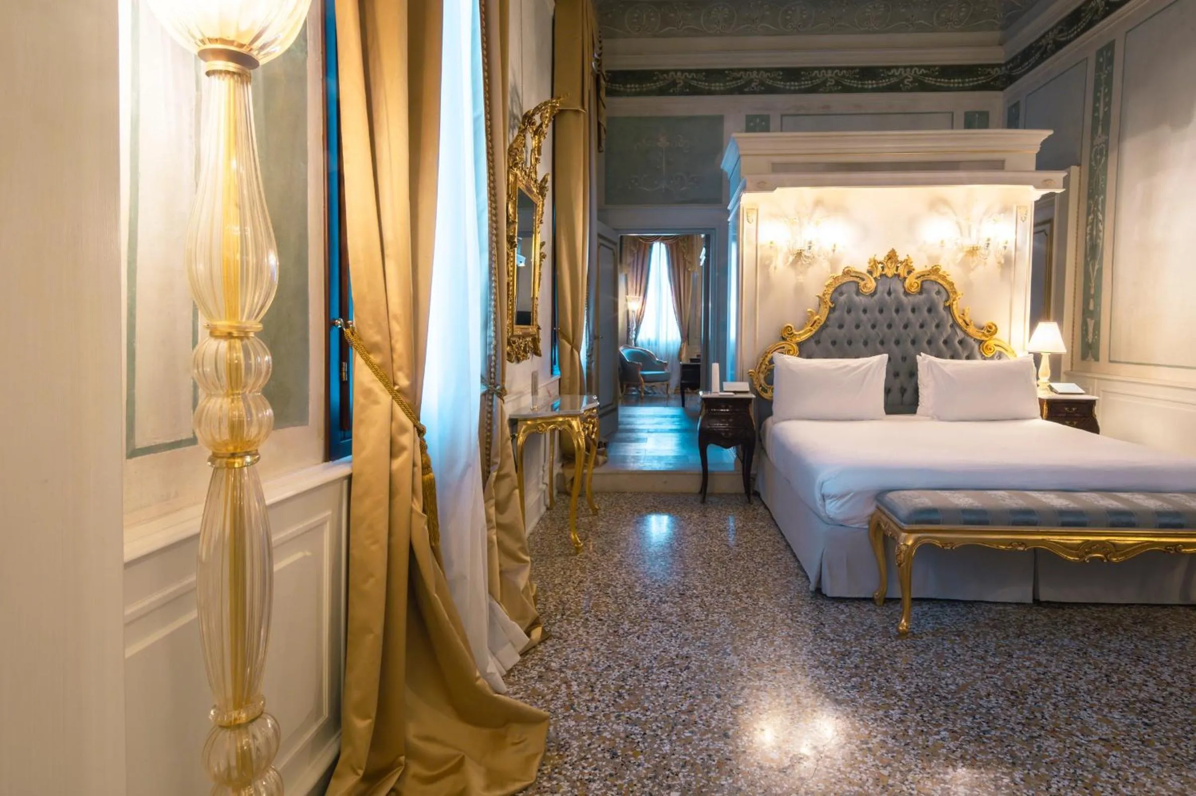 Bedroom, Bed in Ca' Bonfadini Historic Experience