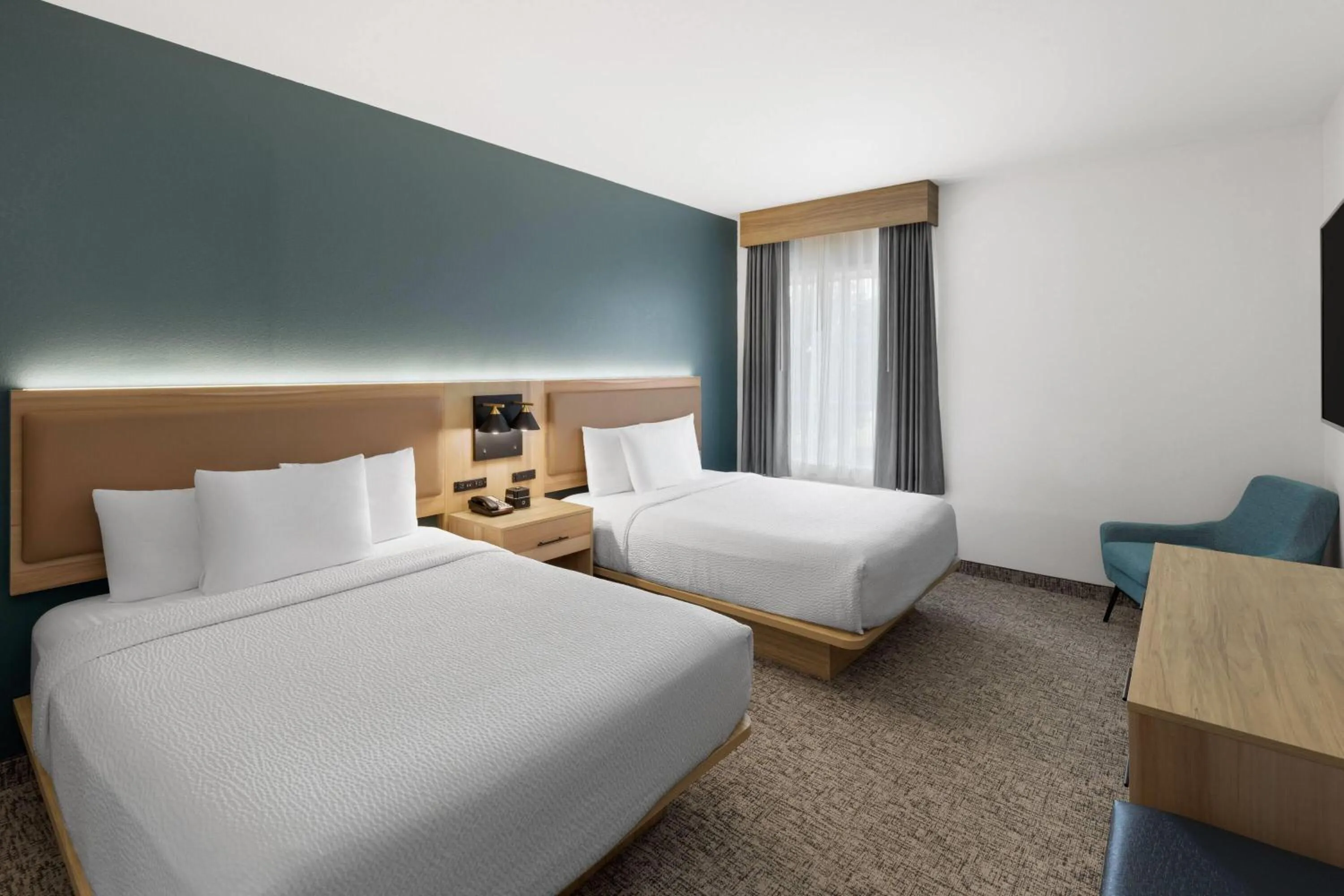 Photo of the whole room, Bed in La Quinta by Wyndham Lexington South / Hamburg