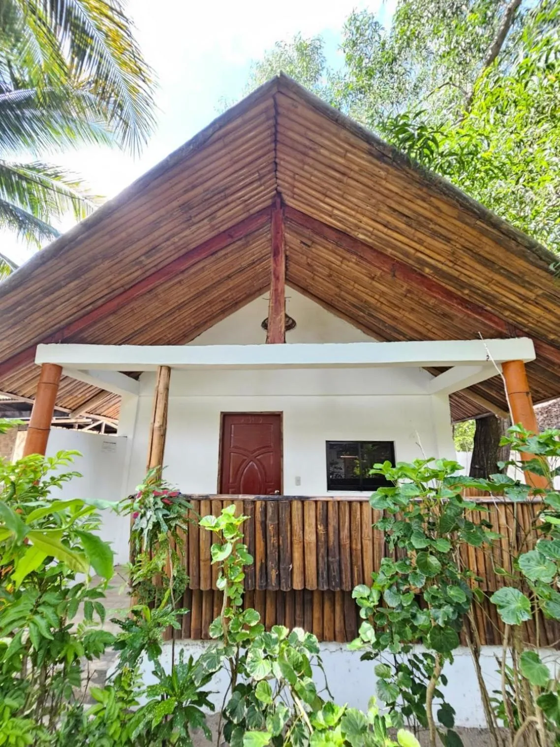 Facade/entrance in Big BamBoo Beach Resort Sipalay