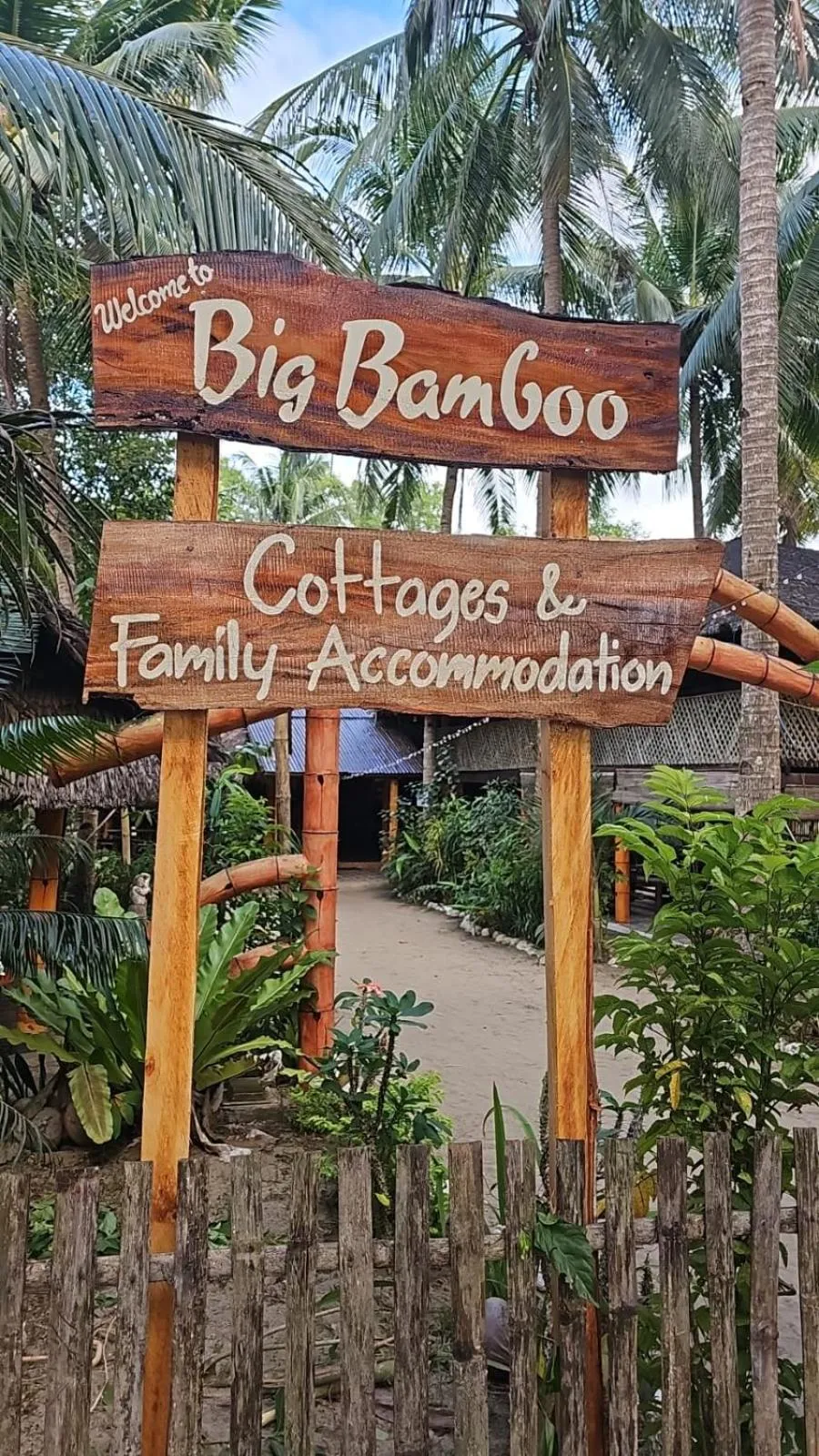 Facade/entrance in Big BamBoo Beach Resort Sipalay