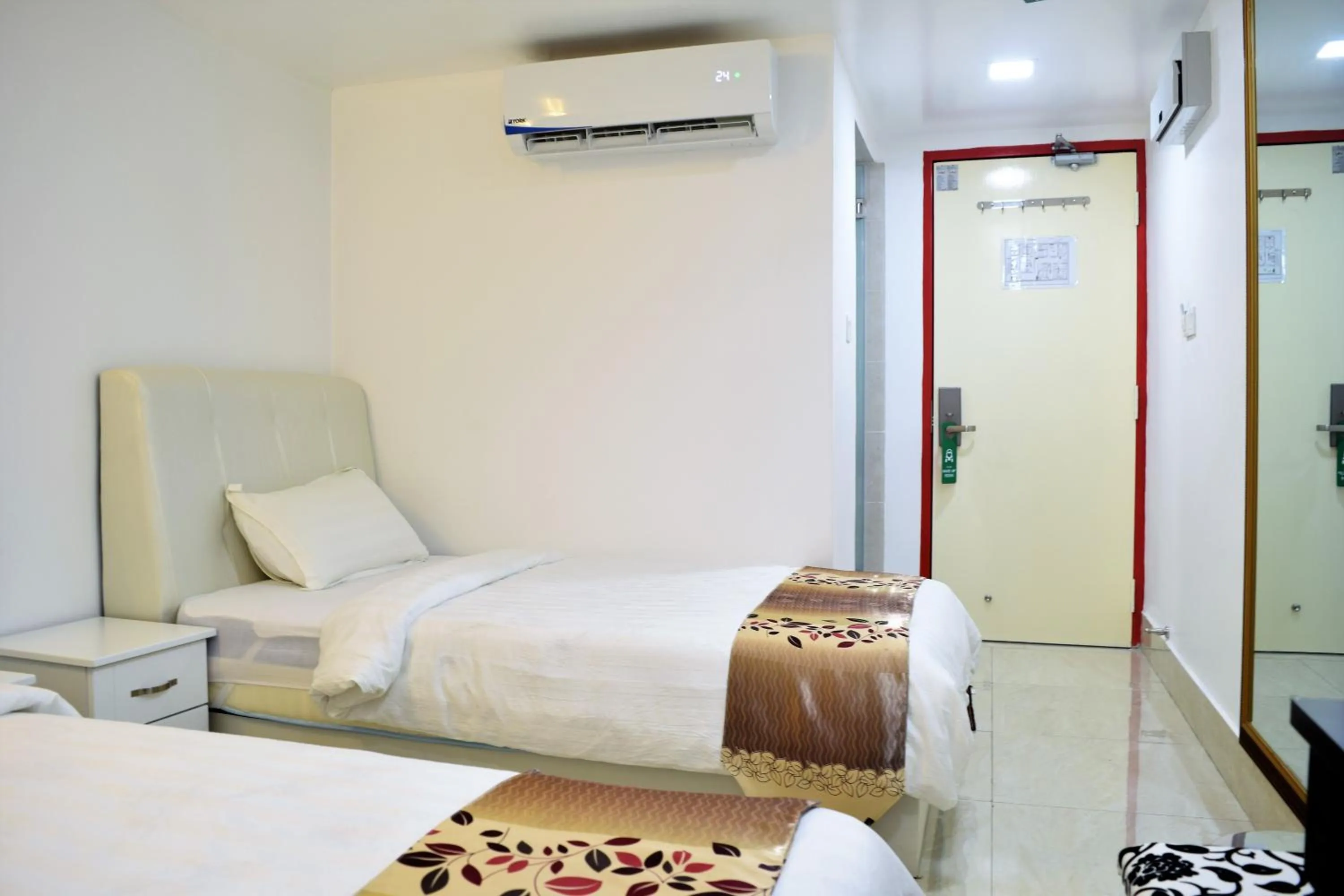 Bedroom, Bed in S Rose Hotel