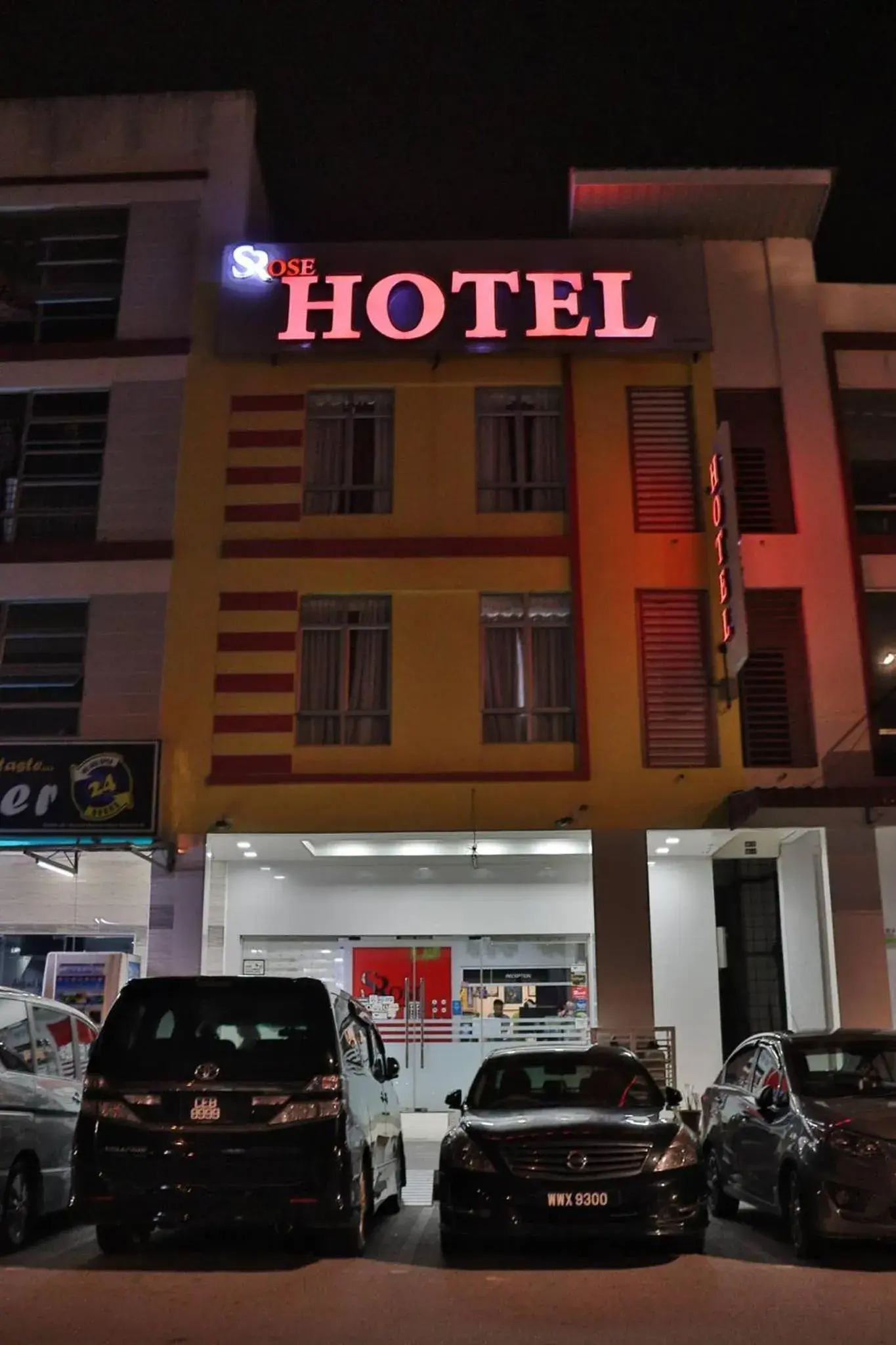 Property building in S Rose Hotel Property building in S Rose Hotel