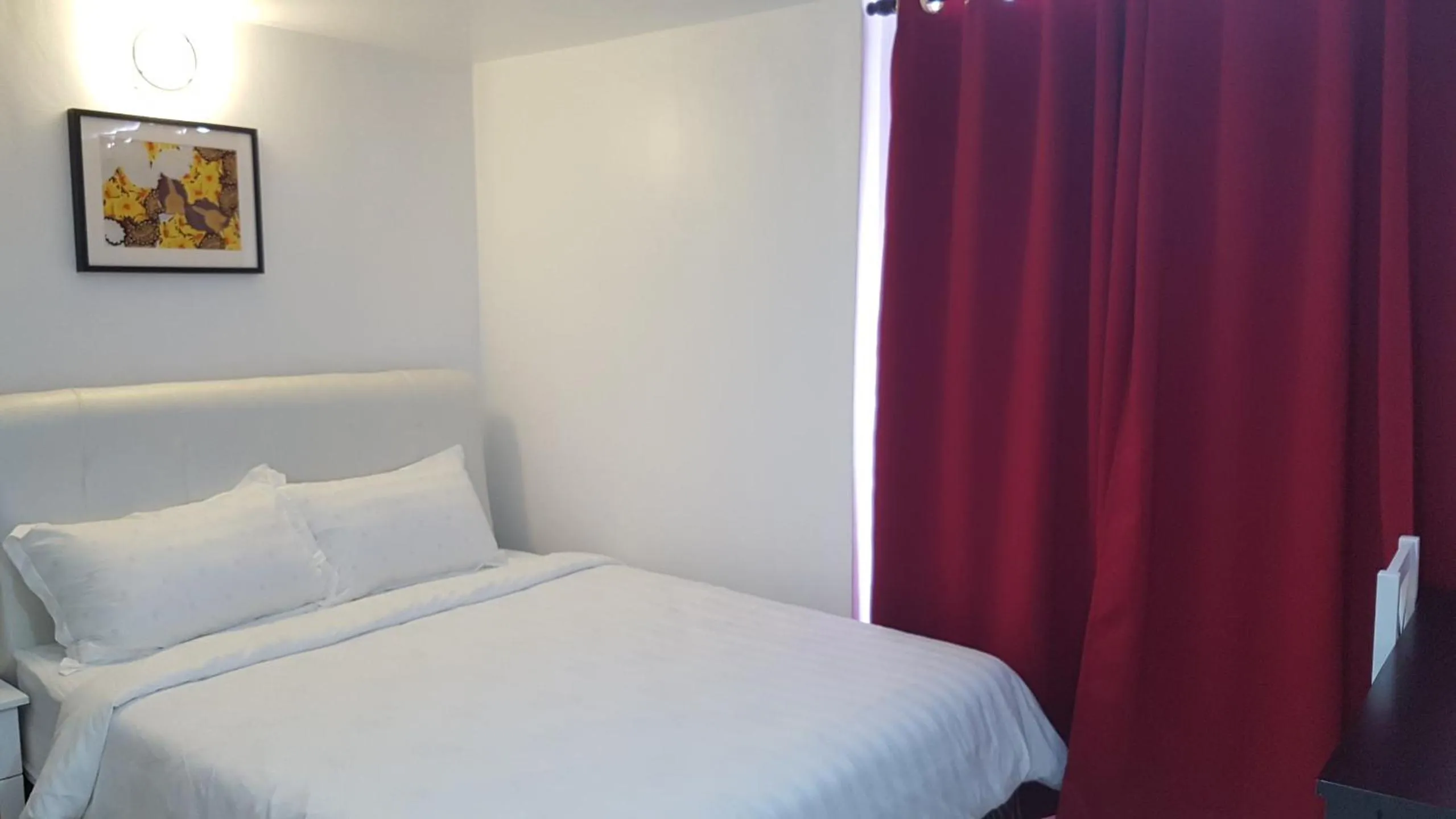 Bedroom, Bed in S Rose Hotel