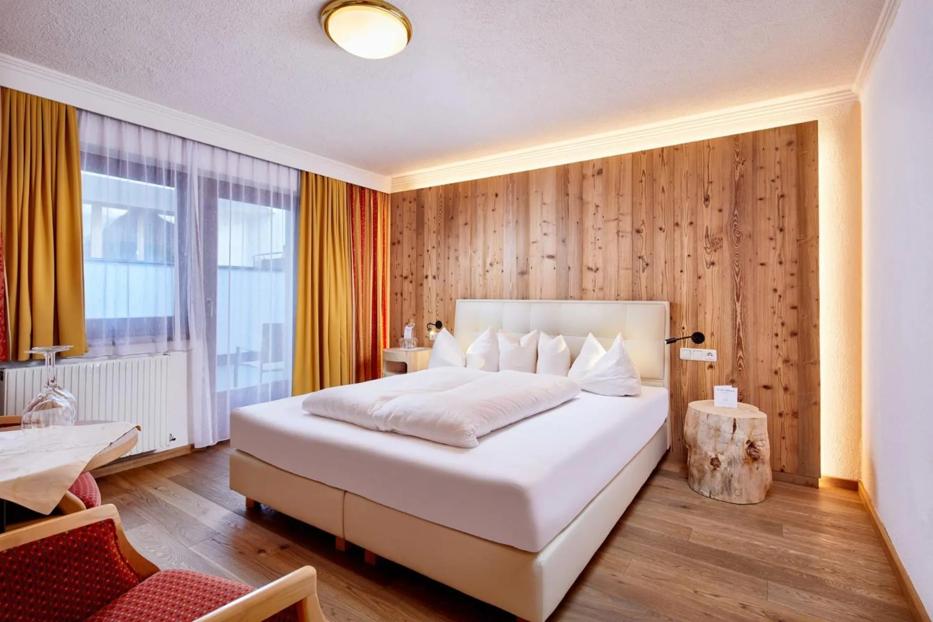 Bedroom, Bed in Alpine Resort Goies Superior