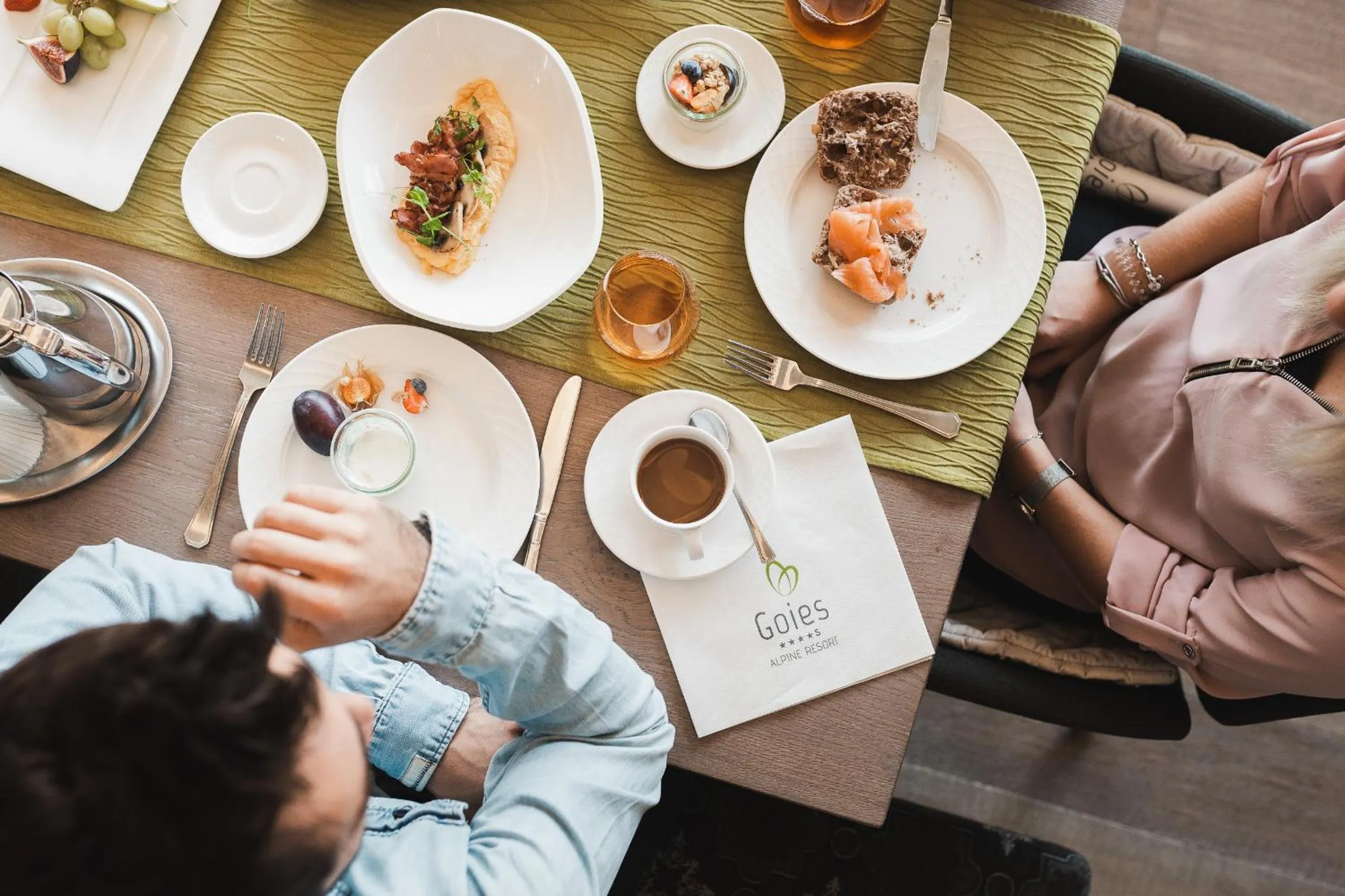 Food and drinks in Alpine Resort Goies Superior