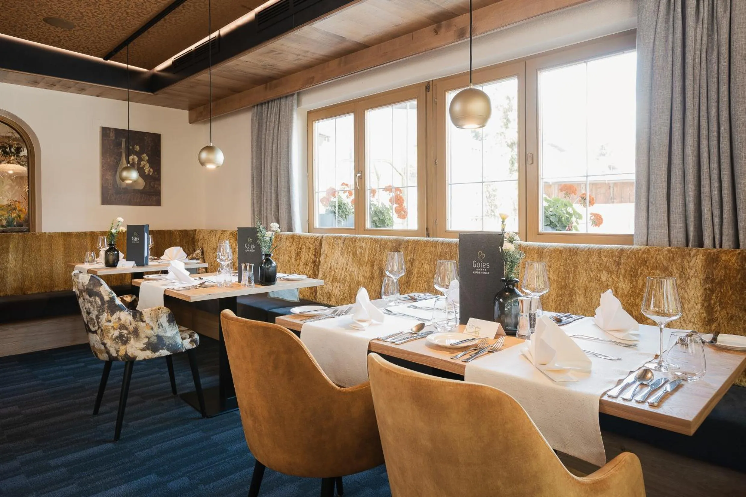 Restaurant/places to eat in Alpine Resort Goies Superior