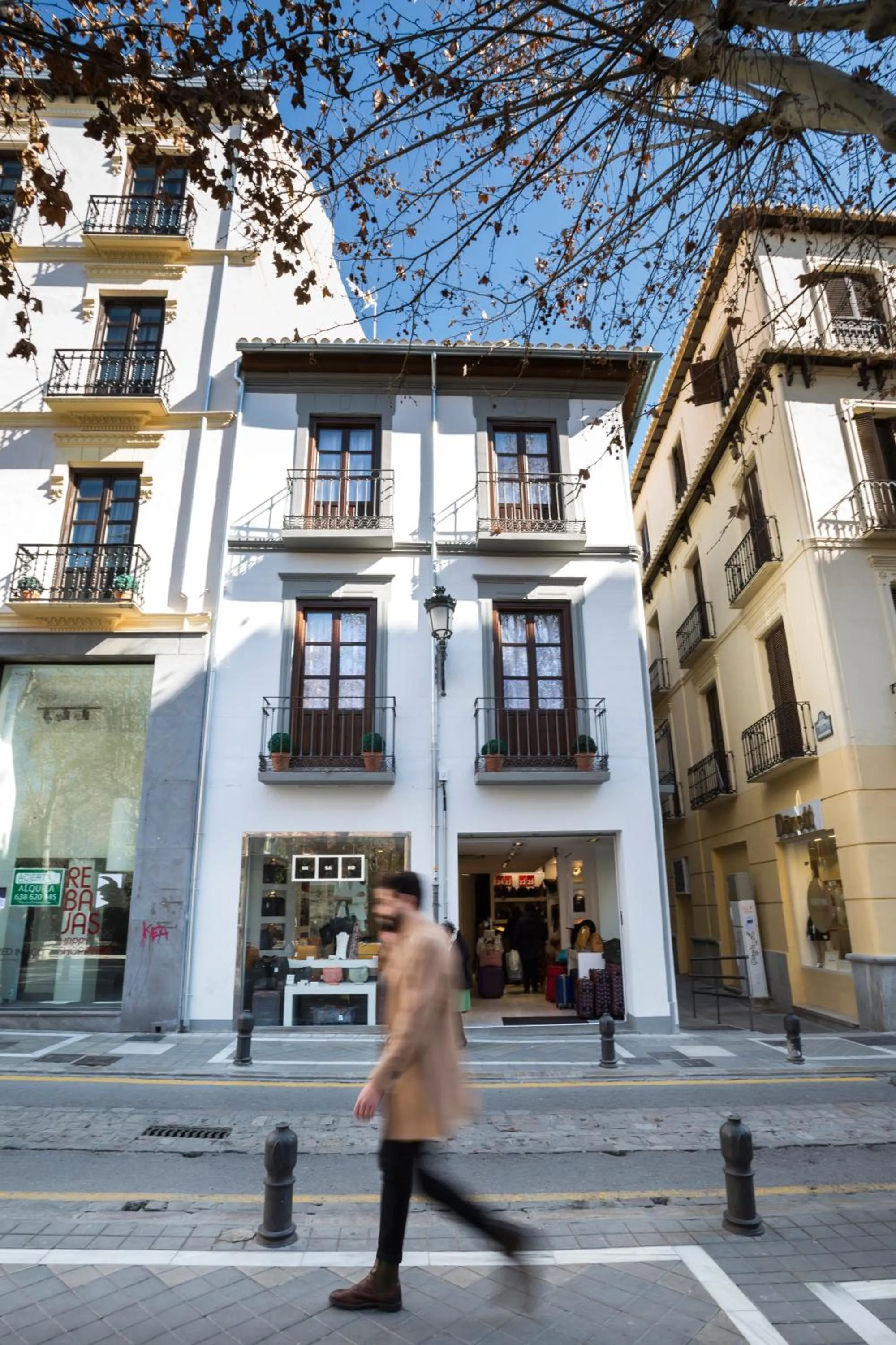 Facade/entrance in La Casa de la Trinidad Suites