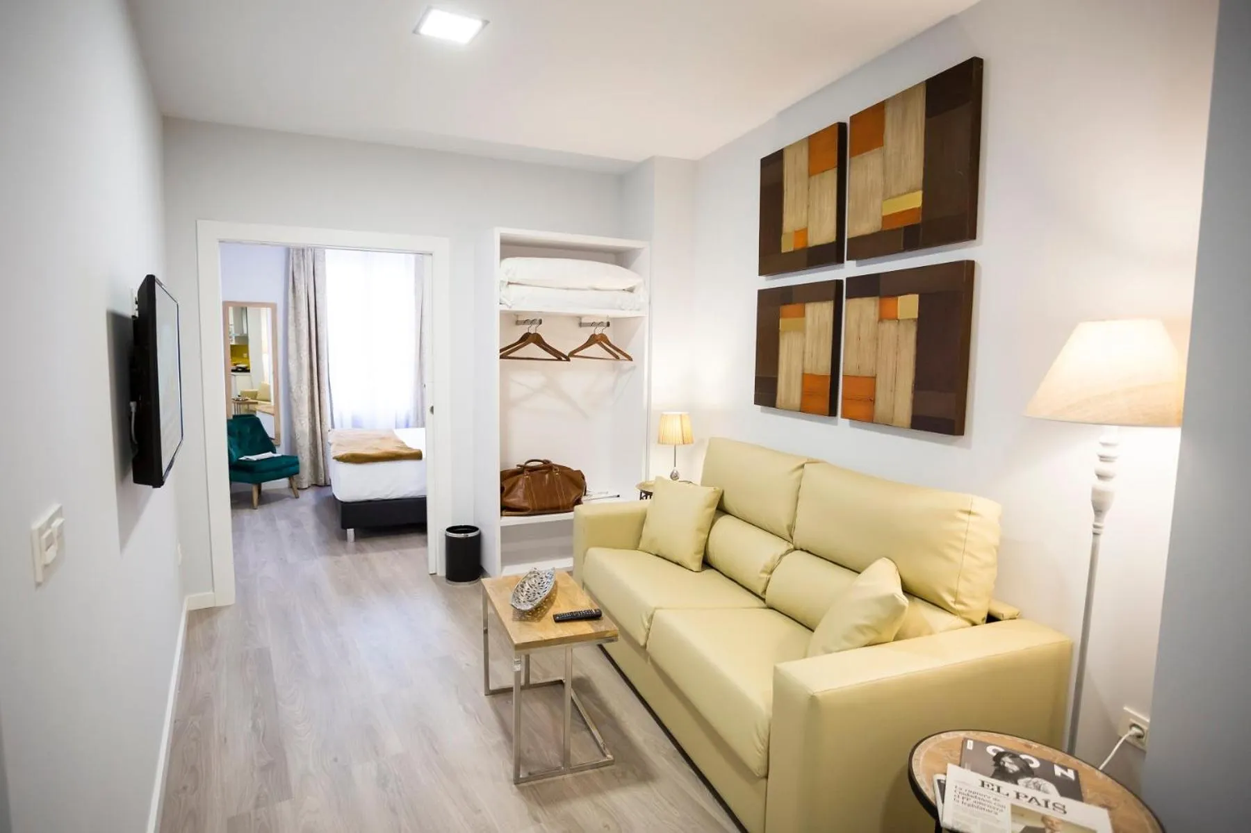 Kitchen or kitchenette in La Casa de la Trinidad Suites