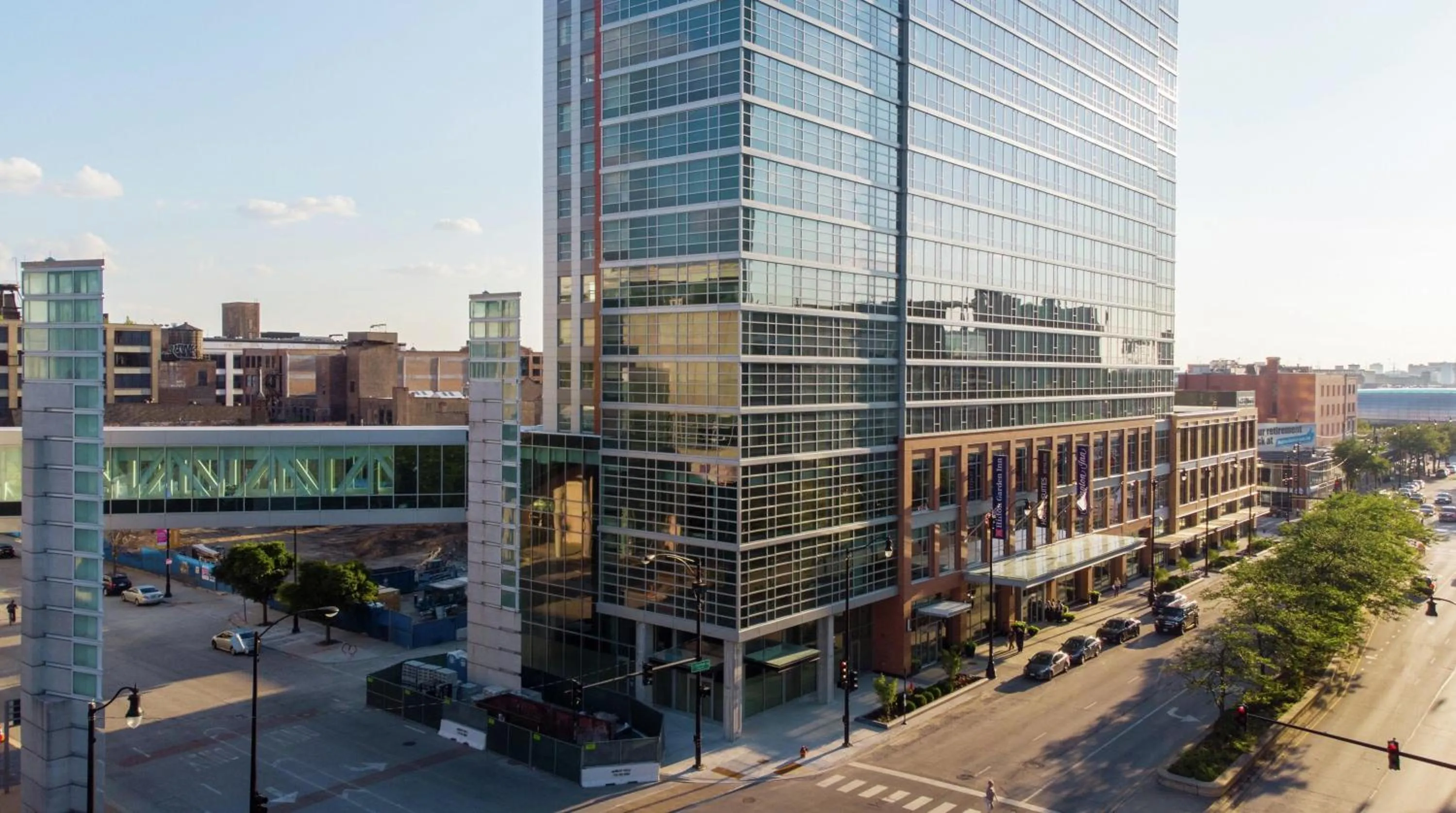 Property building in Hilton Garden Inn Chicago McCormick Place