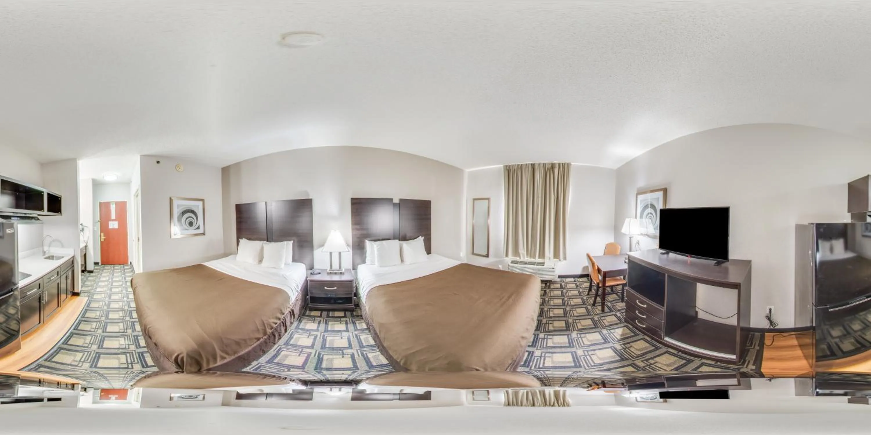 Kitchen or kitchenette in Suburban Studios Mason Hwy 42