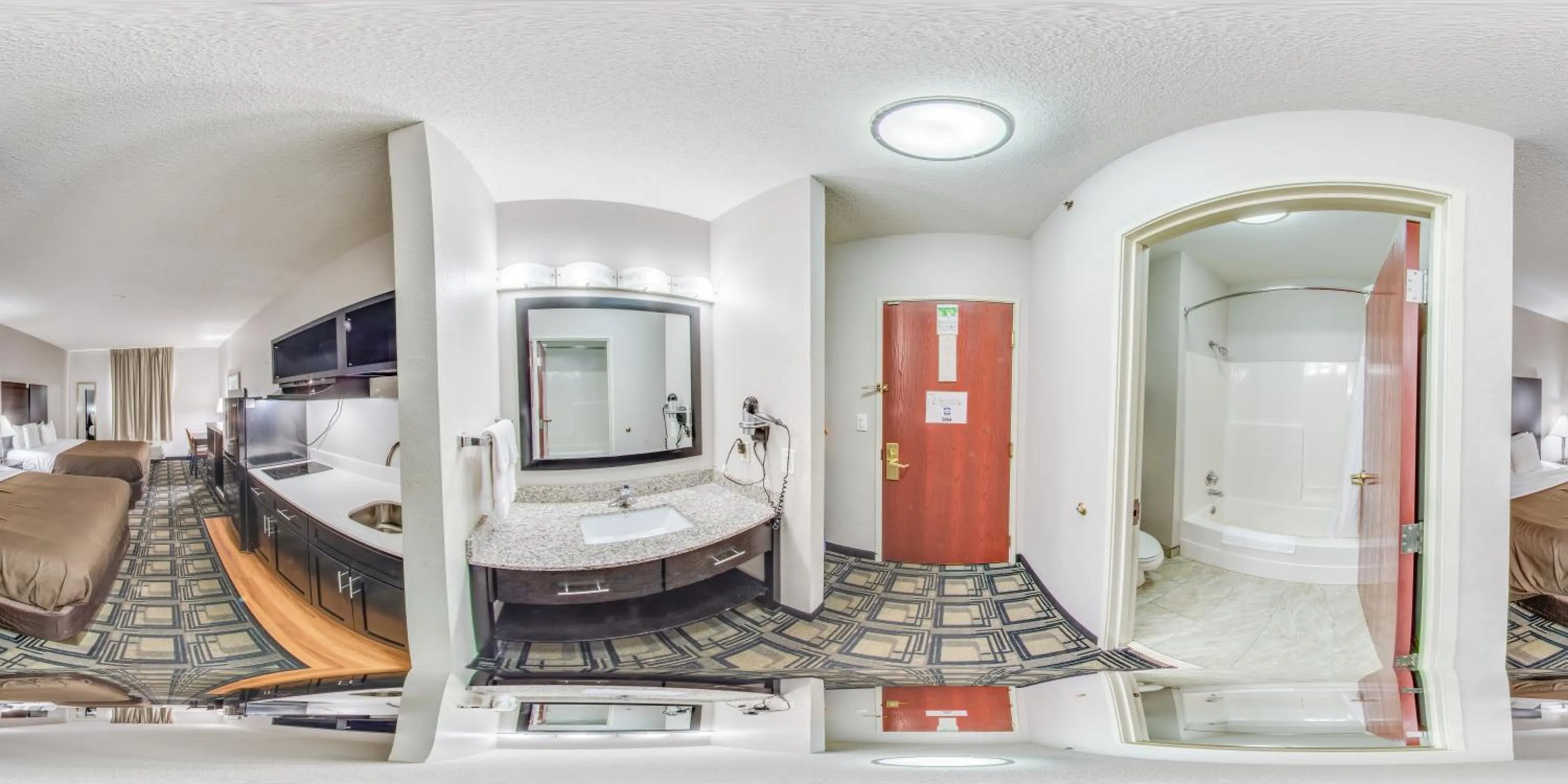 Kitchen or kitchenette in Suburban Studios Mason Hwy 42