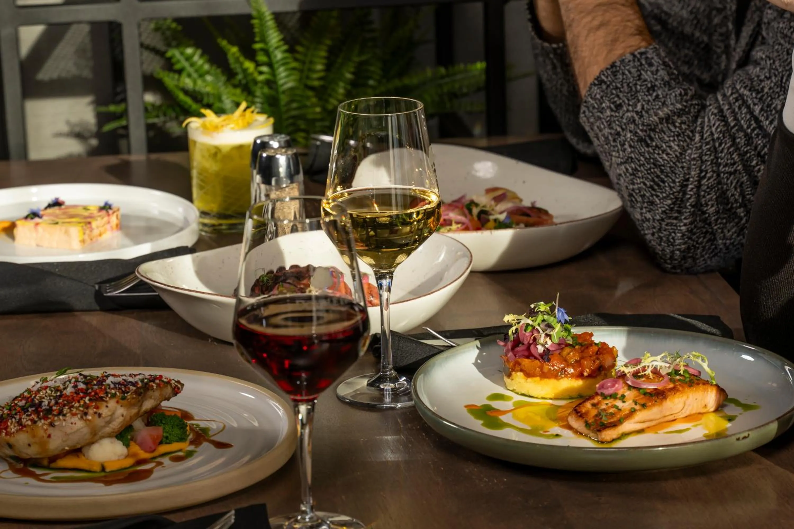 Doubletree By Hilton Montreal Airport