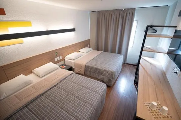 Bed in Hotel 10 Itajai/Navegantes