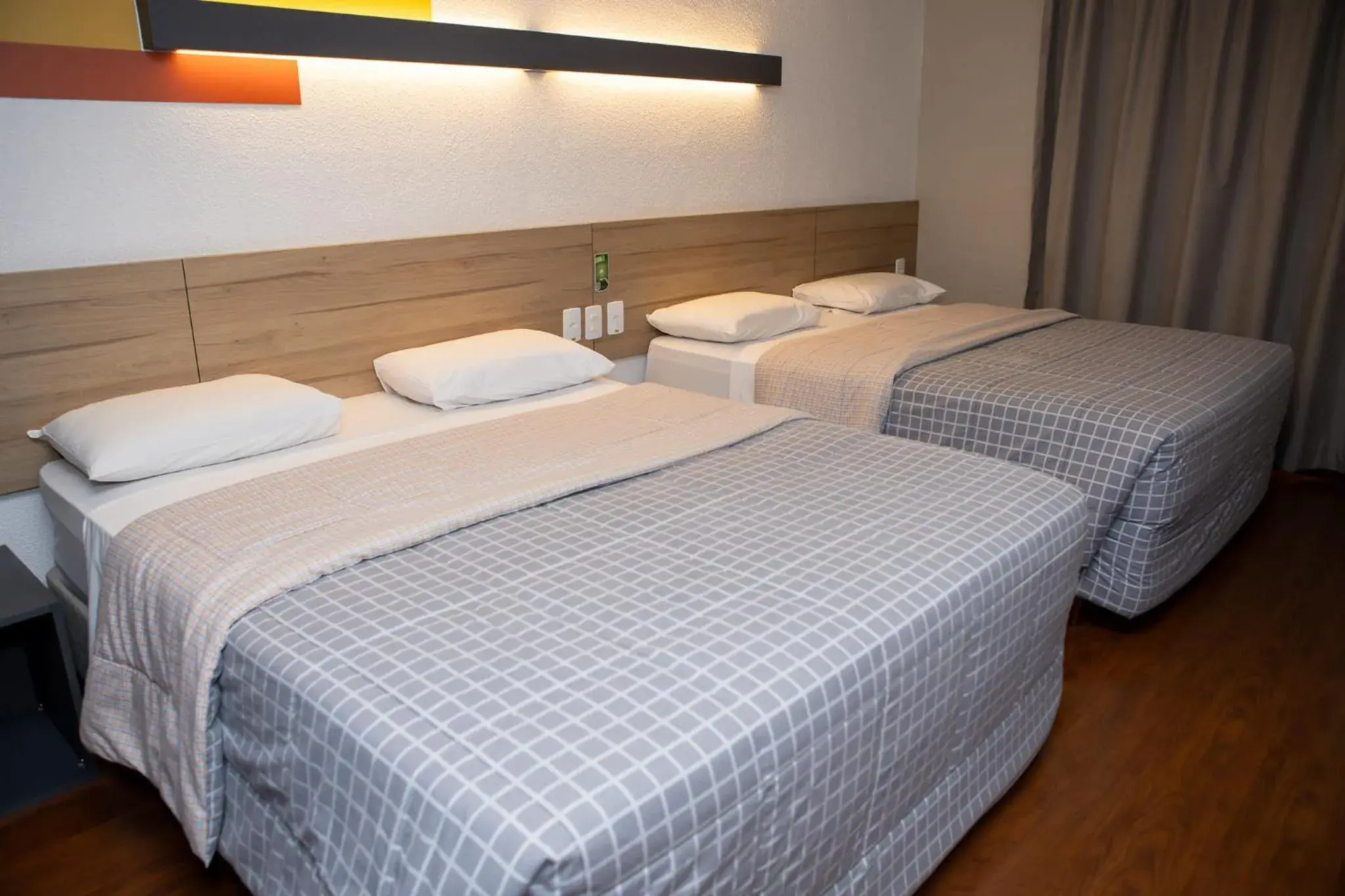 Standard Room with Two Double Beds in Hotel 10 Itajai/Navegantes Standard Room with Two Double Beds in Hotel 10 Itajai/Navegantes
