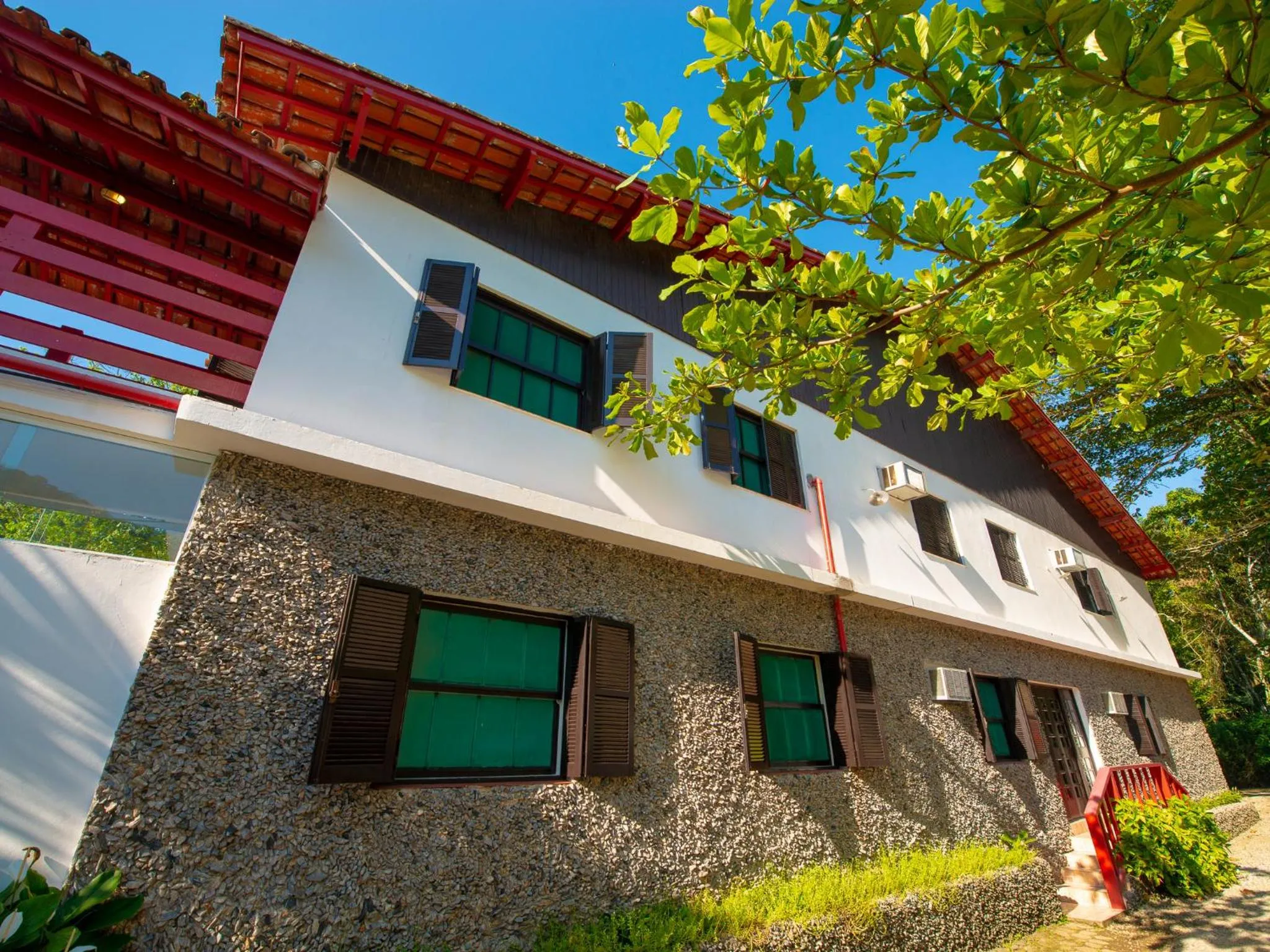 Property building in Hotel Saveiros