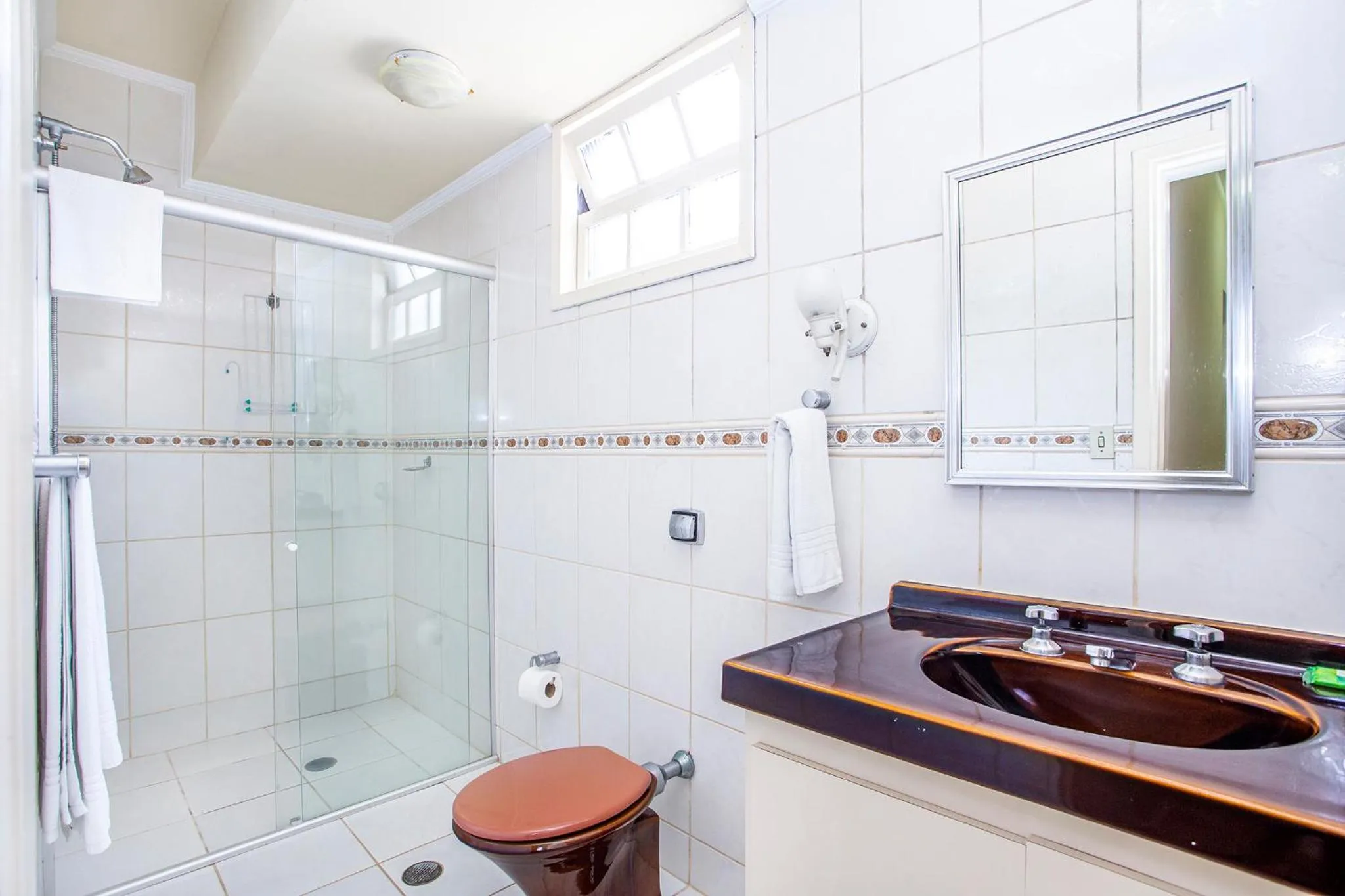 Shower in Hotel Saveiros