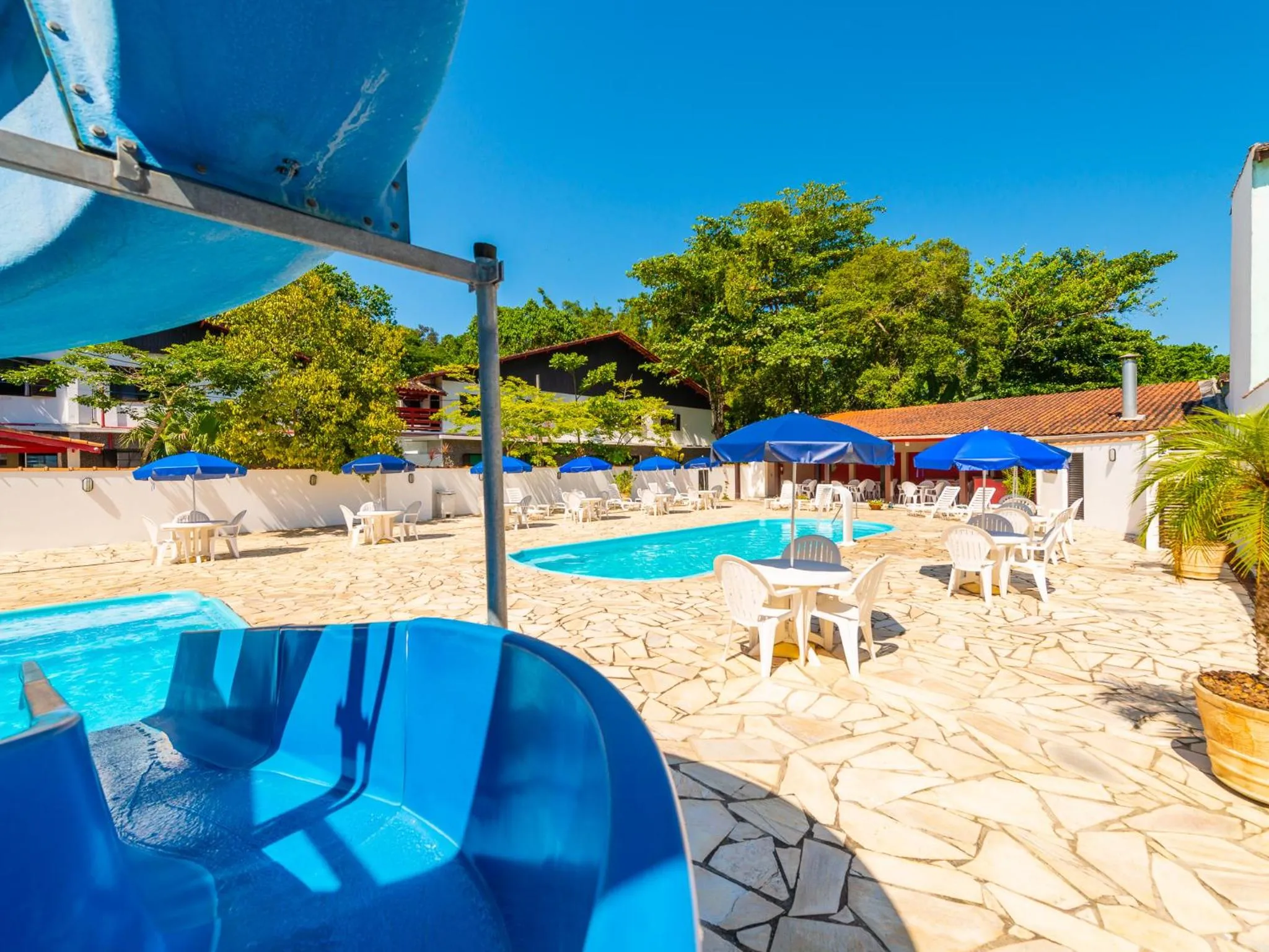 Pool view in Hotel Saveiros