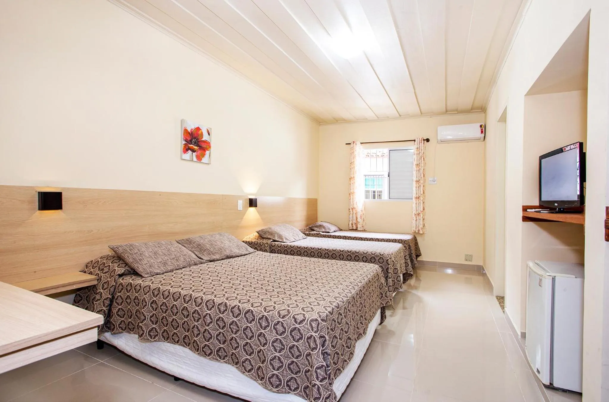 Bed in Hotel Saveiros