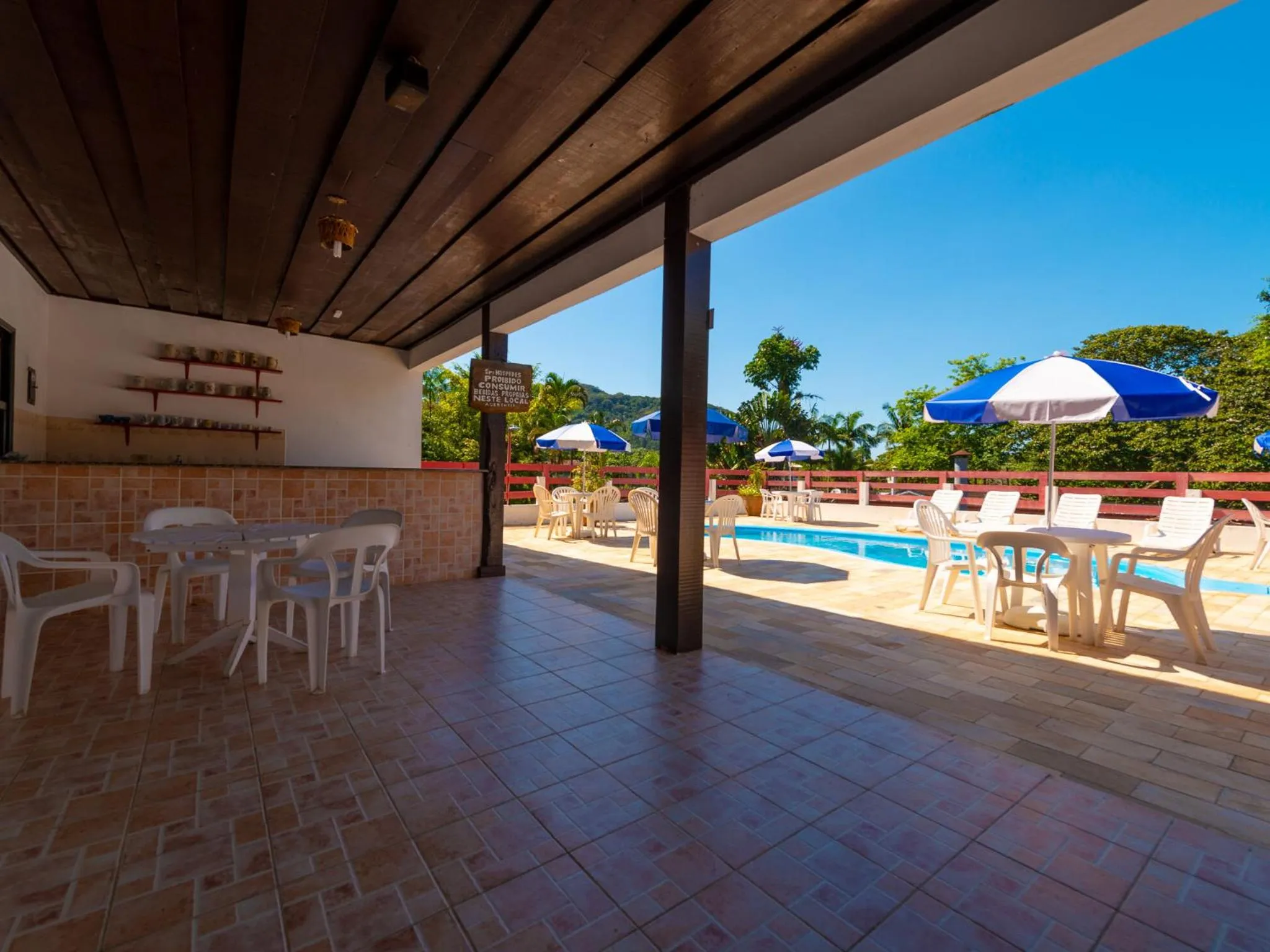 Swimming pool in Hotel Saveiros