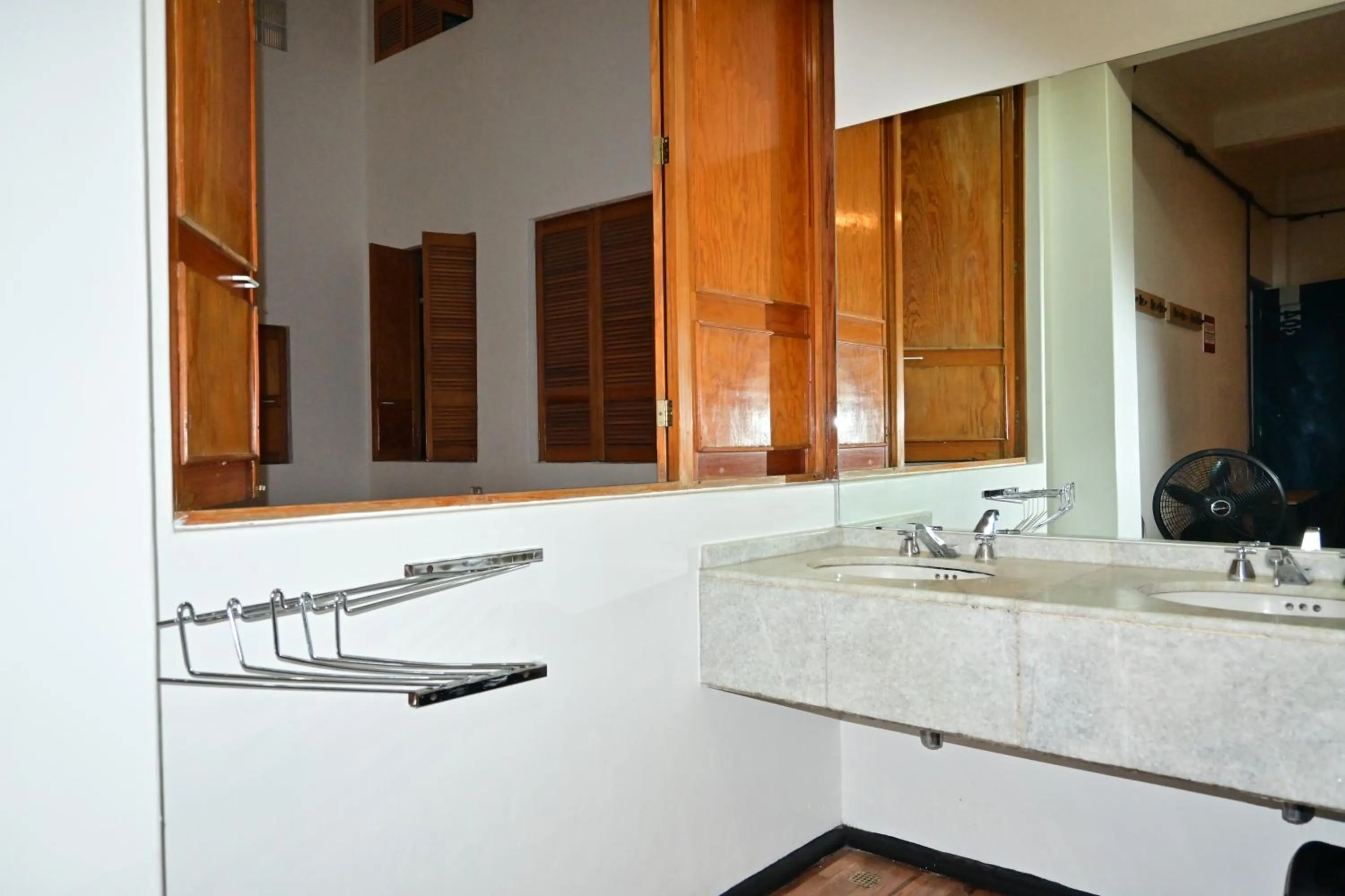 Bathroom in Hostel Mundo Joven Catedral