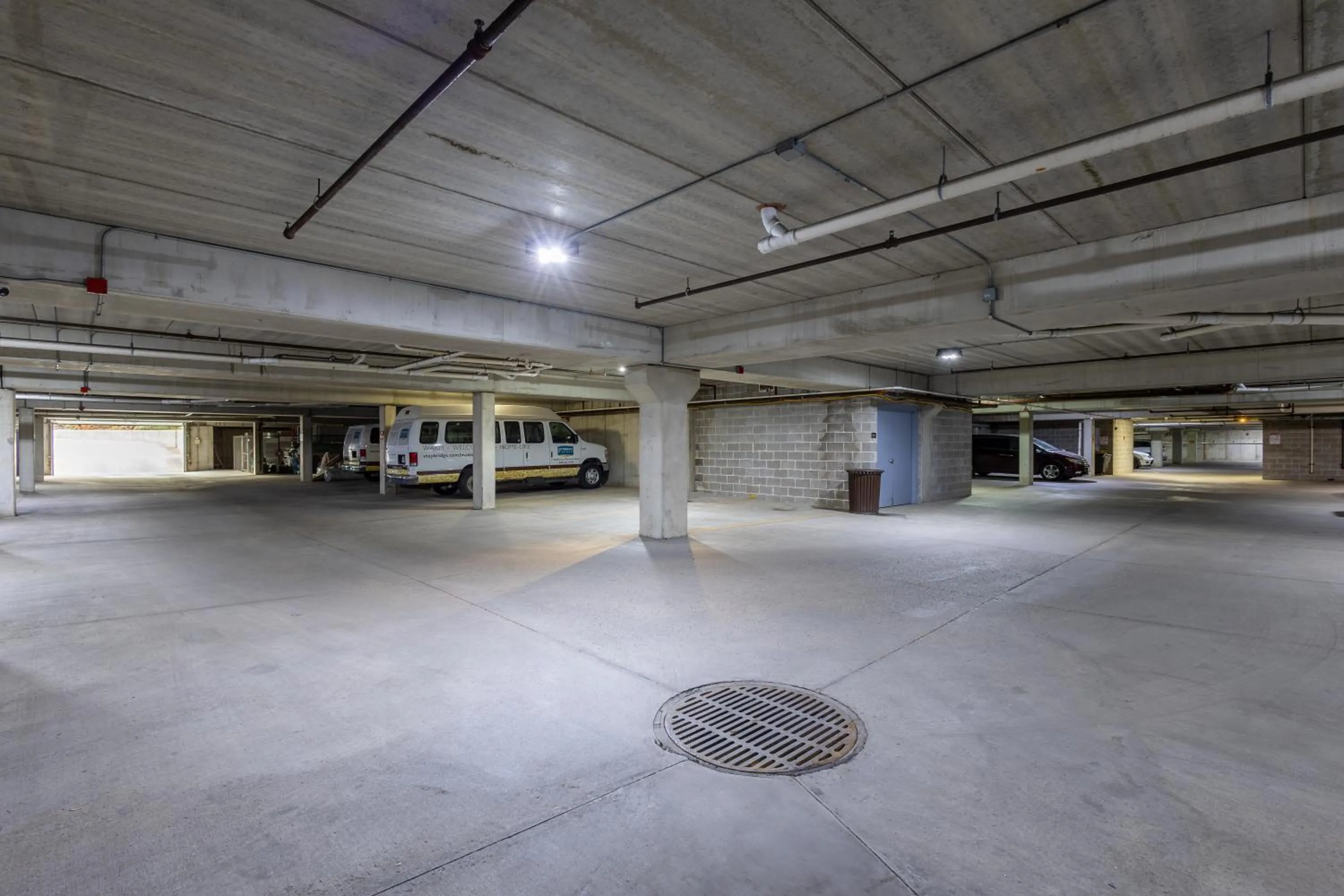 Parking in Staybridge Suites Middleton/Madison-West by IHG