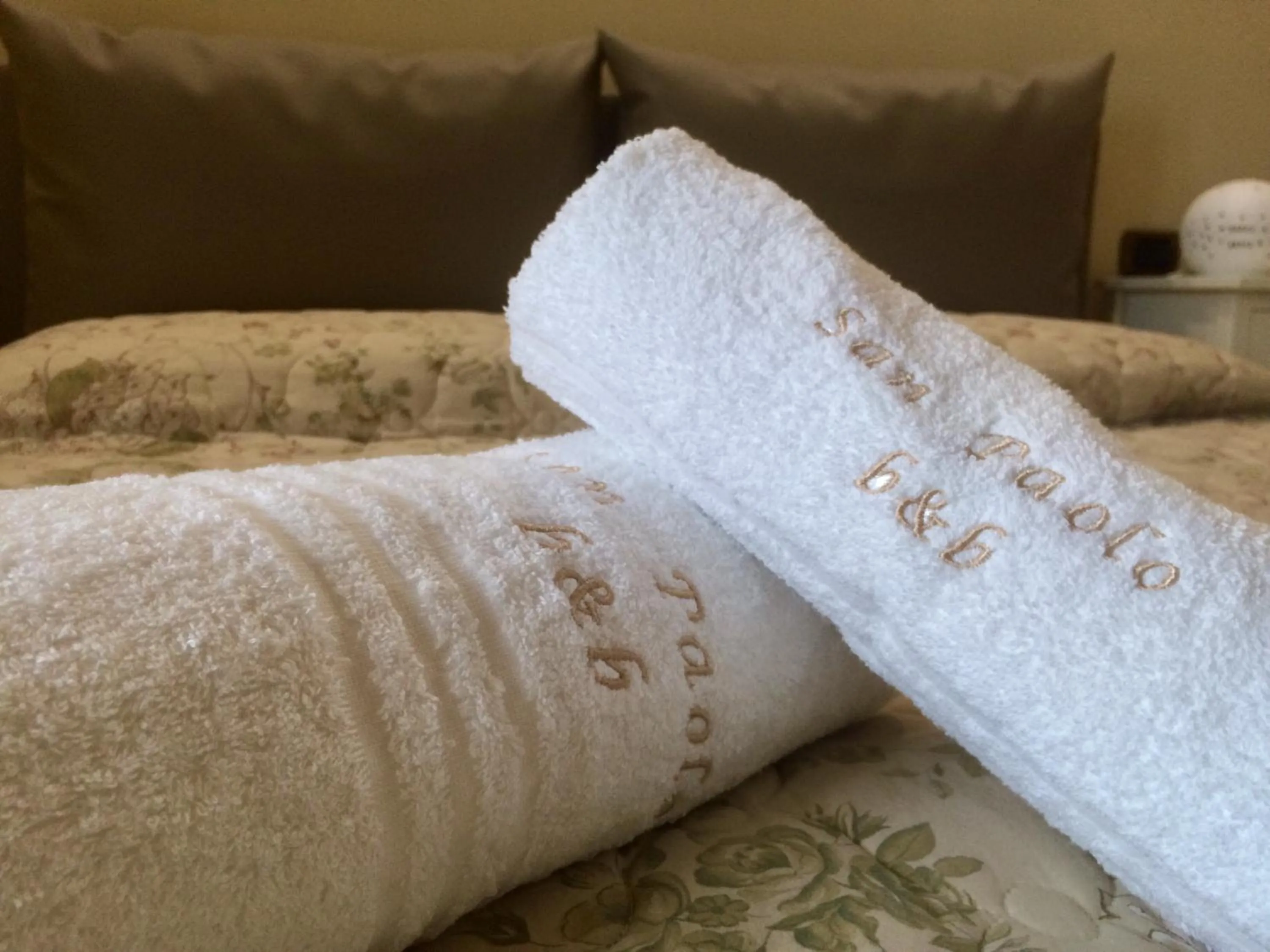 Decorative detail, Bed in B&B San Paolo