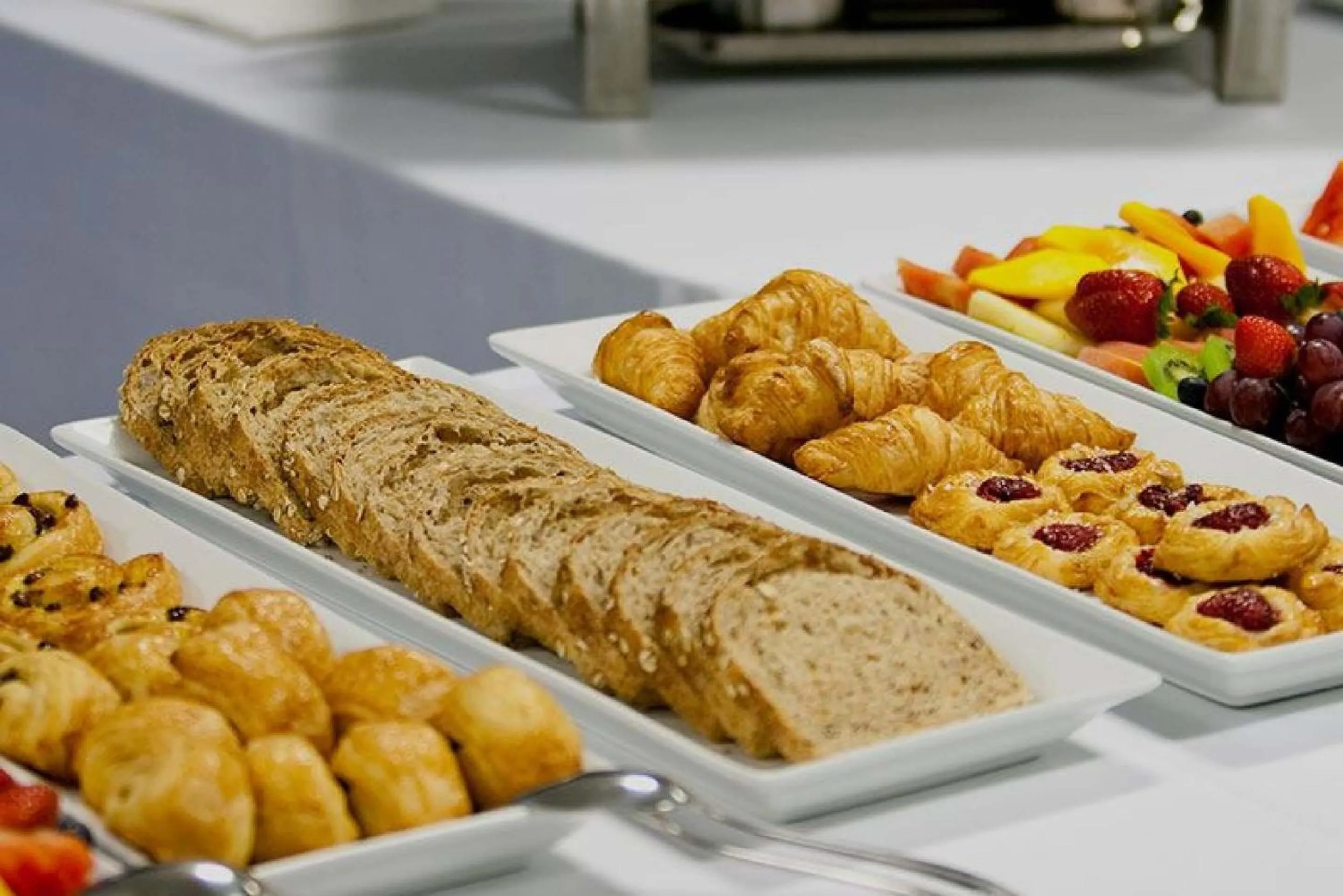 Breakfast in Cambria Hotel Pittsburgh - Downtown