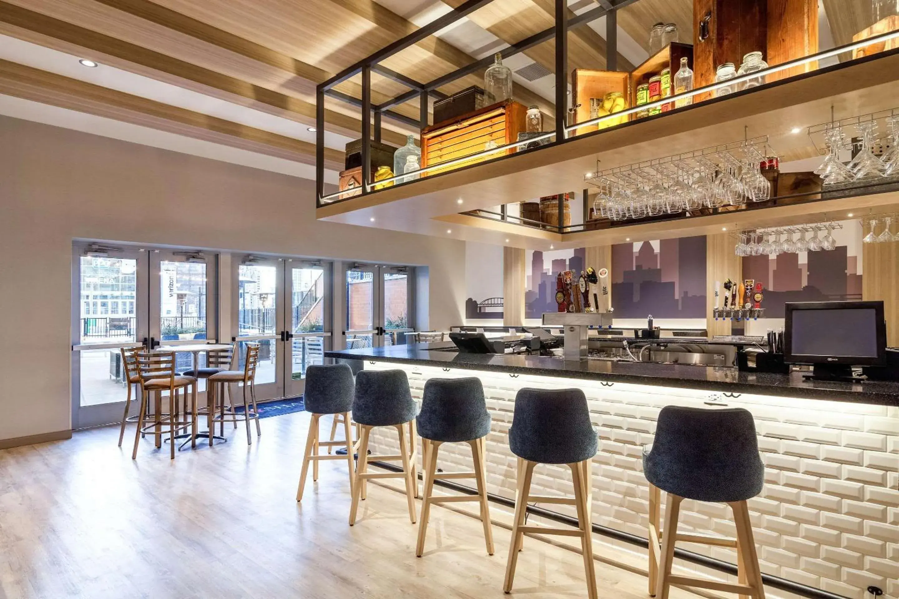 Restaurant/places to eat in Cambria Hotel Pittsburgh - Downtown Restaurant/places to eat in Cambria Hotel Pittsburgh - Downtown