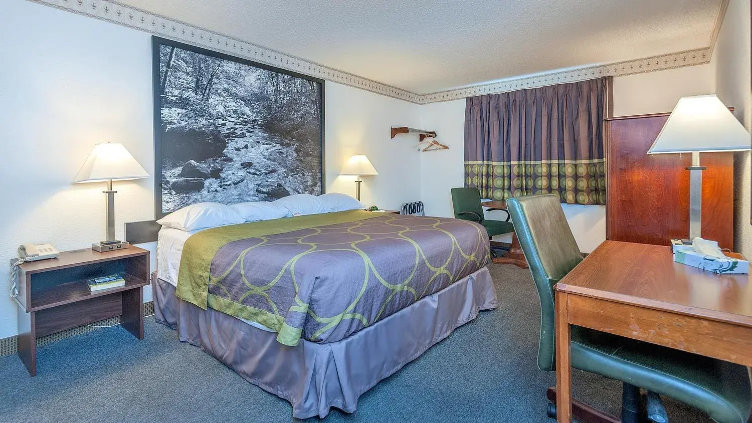 Super 8 by Wyndham Colorado Springs/Chestnut Street Super 8 by Wyndham Colorado Springs/Chestnut Street