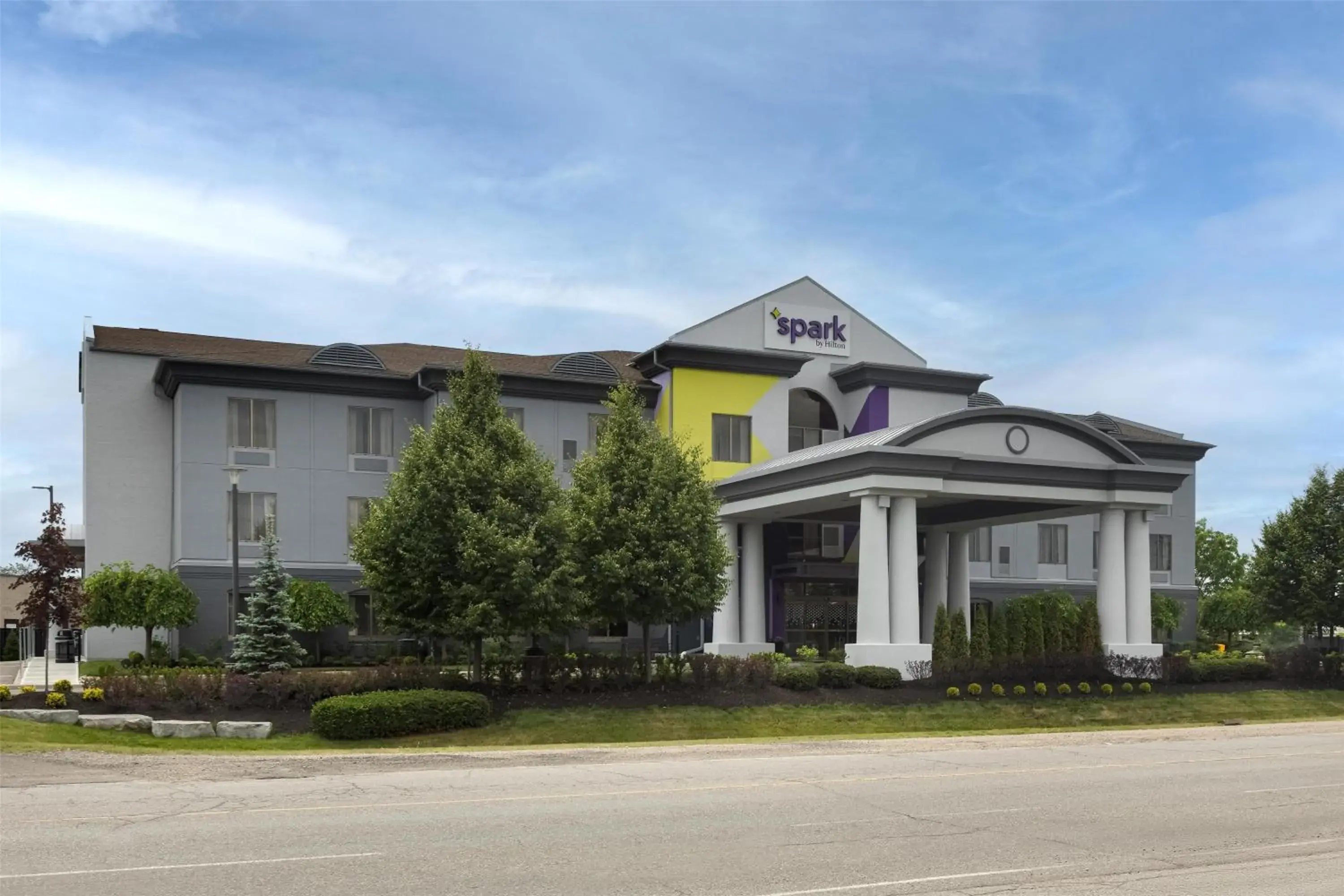 Property building in Spark By Hilton Guelph Property building in Spark By Hilton Guelph