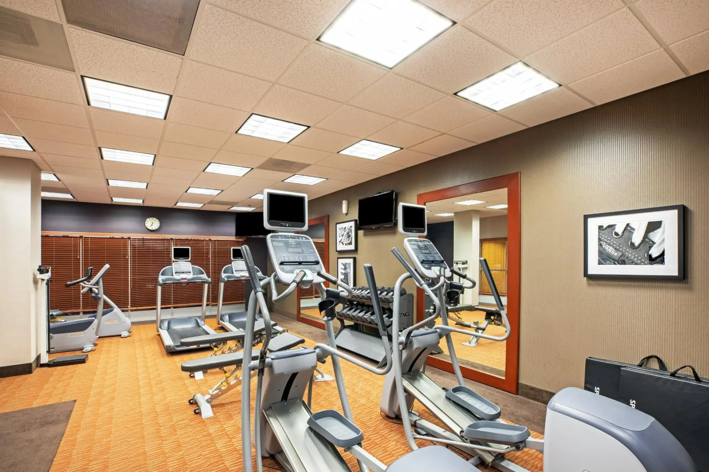 Fitness centre/facilities in Holiday Inn Ardmore by IHG Fitness centre/facilities in Holiday Inn Ardmore by IHG