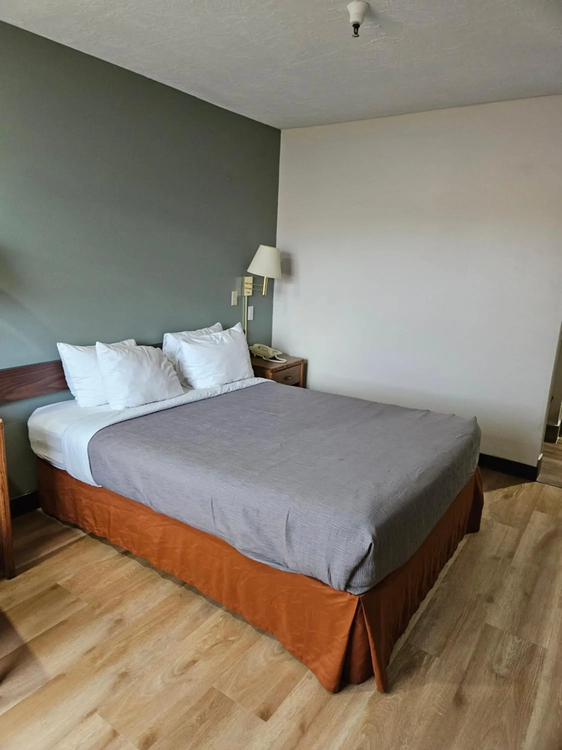 Bedroom, Bed in Quality Inn Beaver I-15 Bedroom, Bed in Quality Inn Beaver I-15