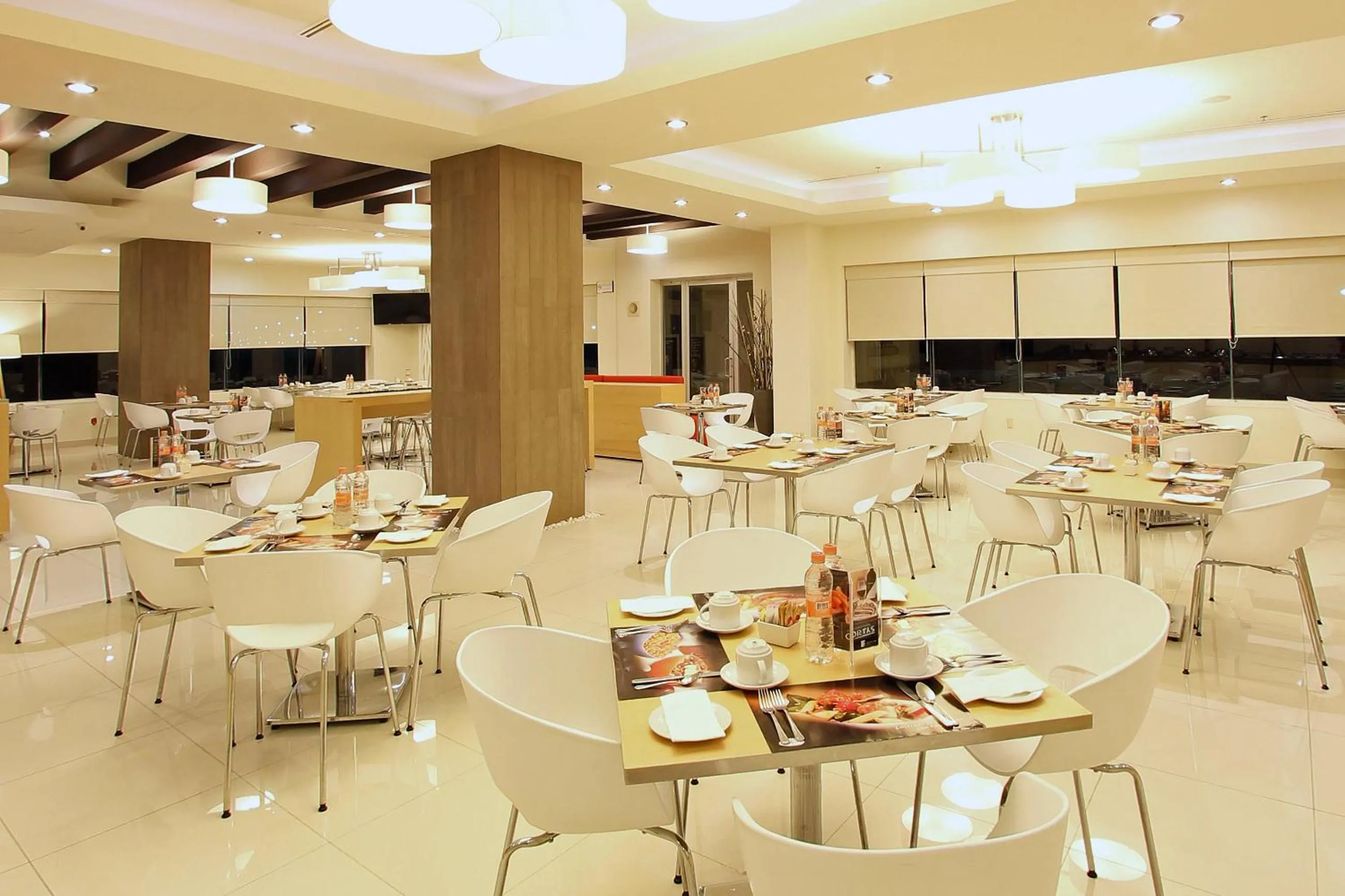 Restaurant/places to eat in Fiesta Inn Coatzacoalcos