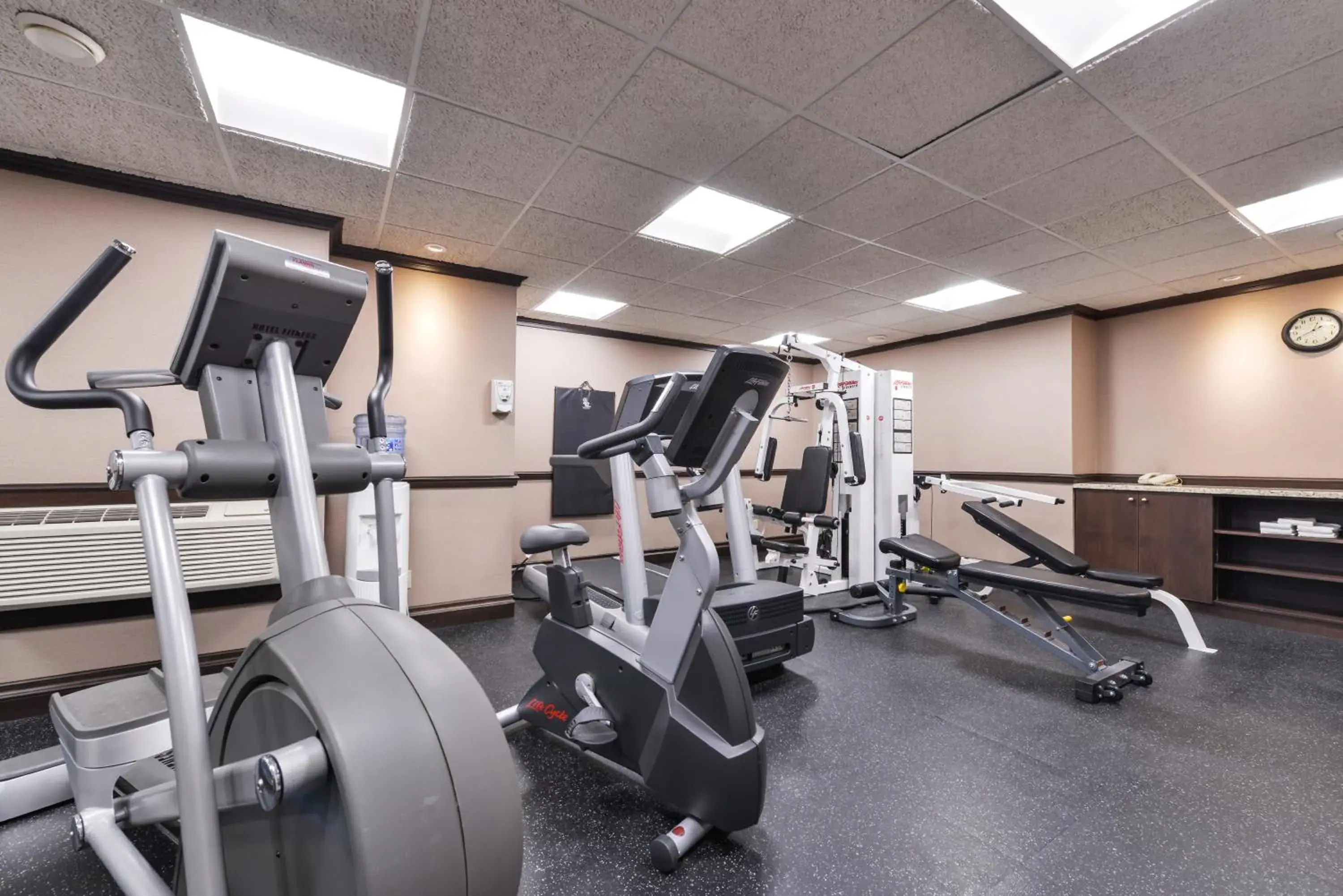 Fitness centre/facilities in Best Western Wayside Inn Fitness centre/facilities in Best Western Wayside Inn