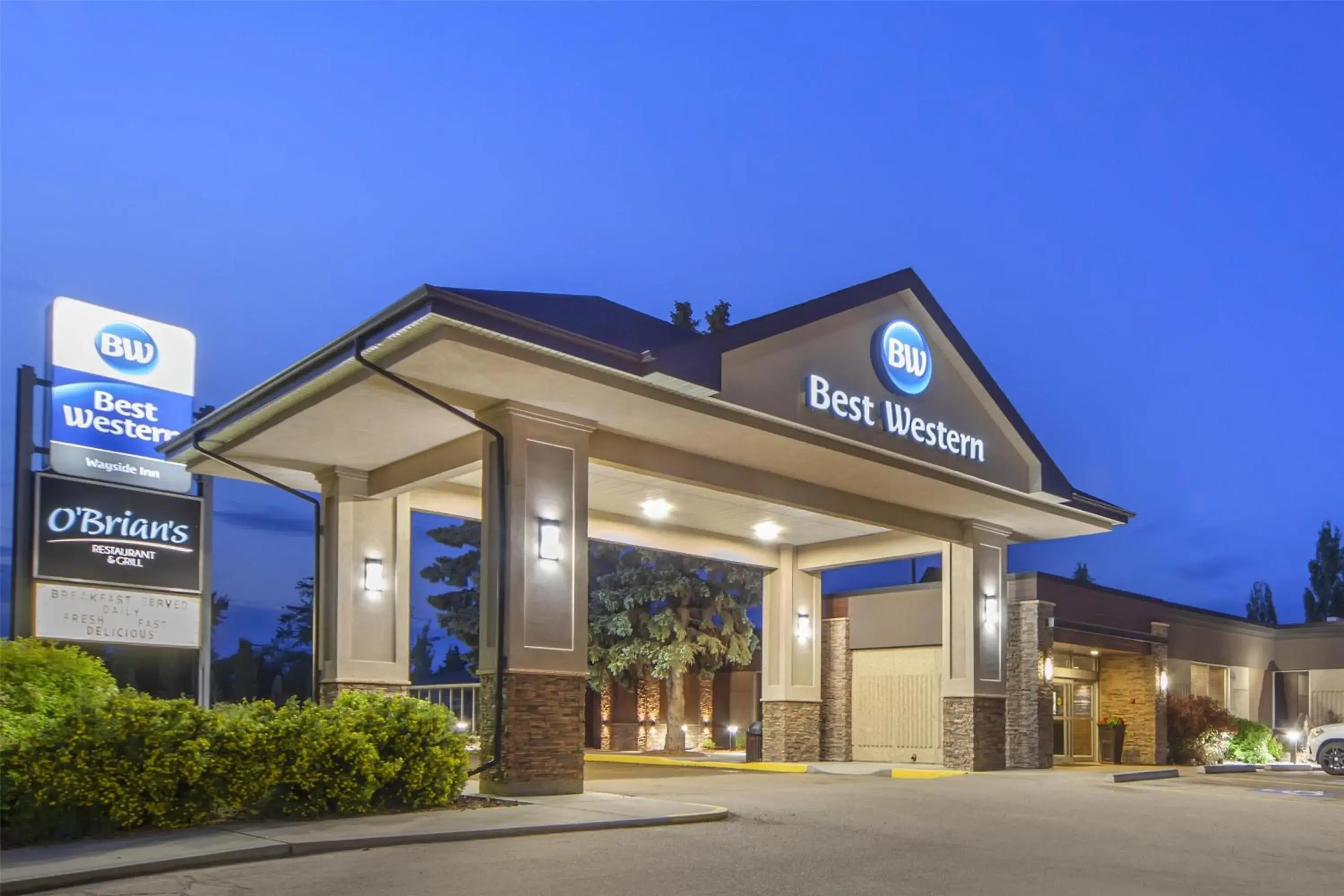 Property building in Best Western Wayside Inn Property building in Best Western Wayside Inn