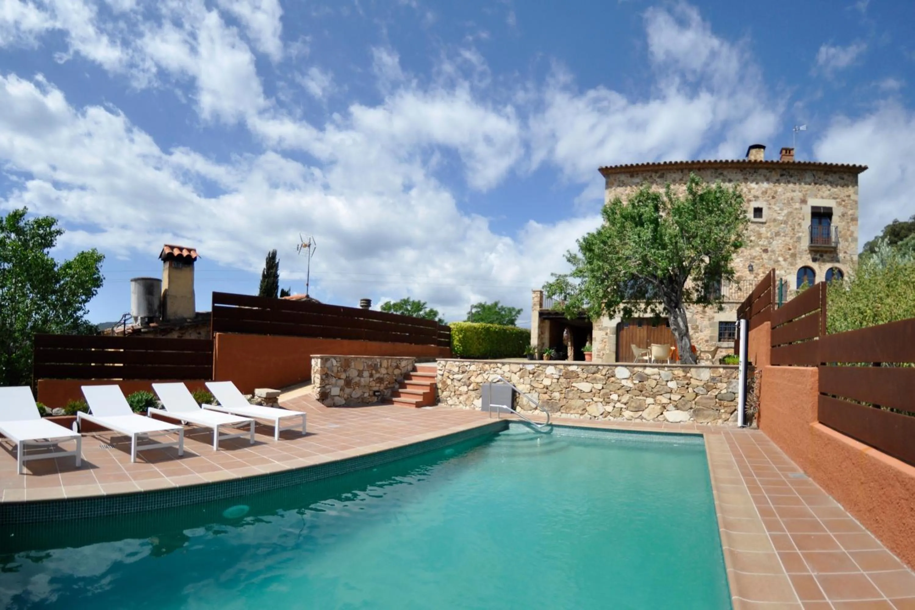 Pool view in Petit CostaBravaSi