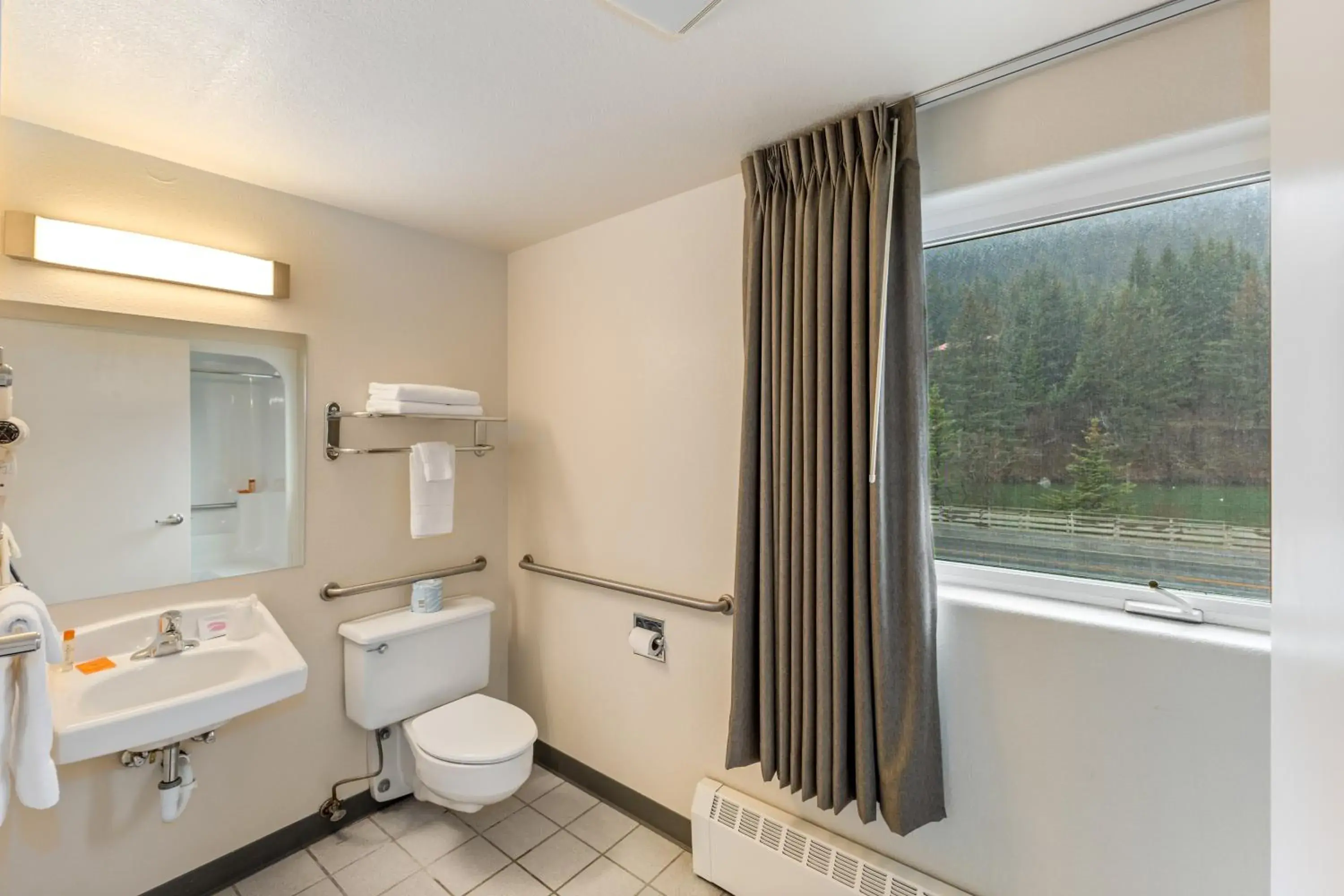 Breeze Inn Hotel & Motel Breeze Inn Hotel & Motel