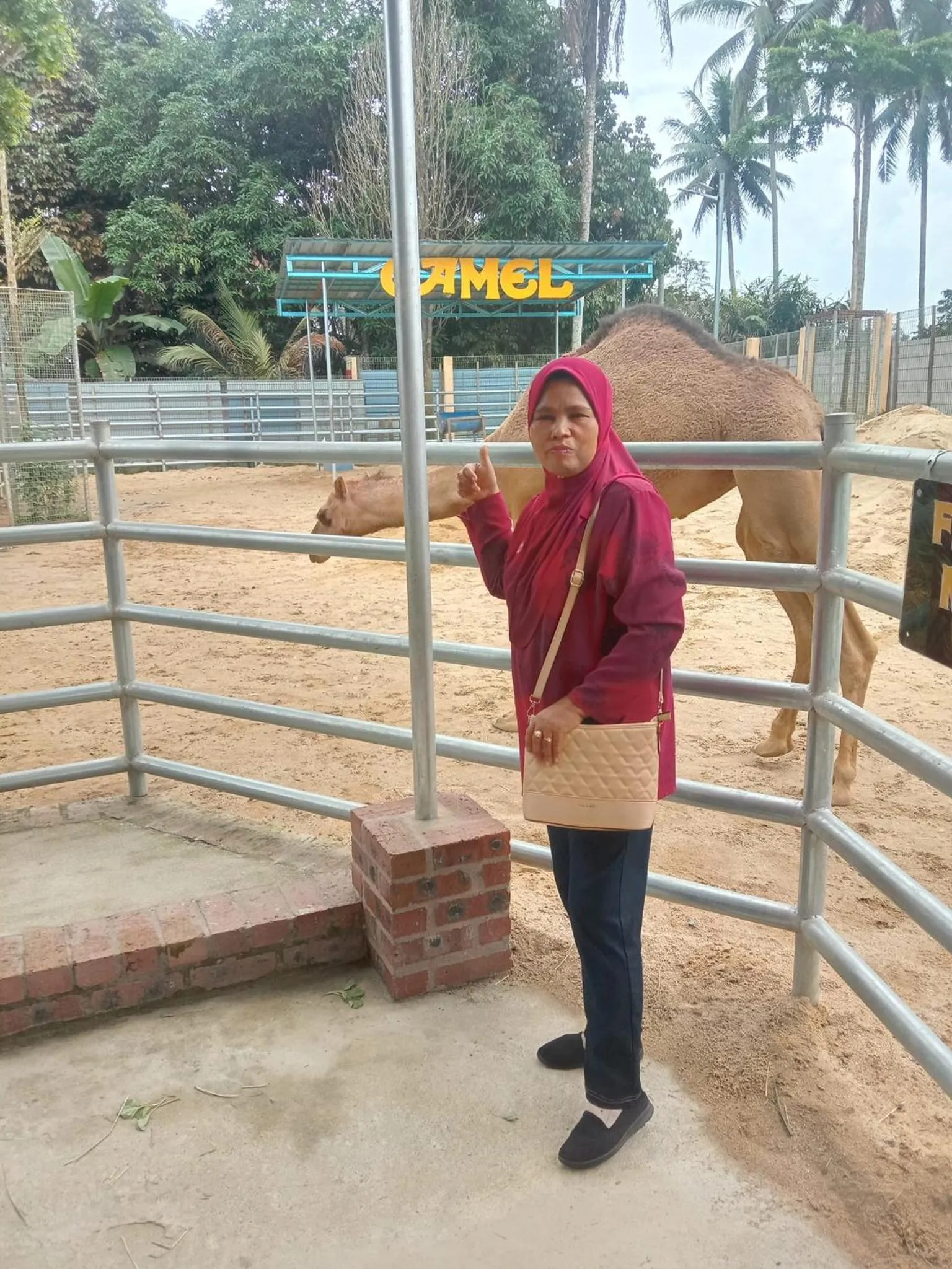 ANGGERIK IMPIAN HOTEL -Best for Travellers at Kuala Berang