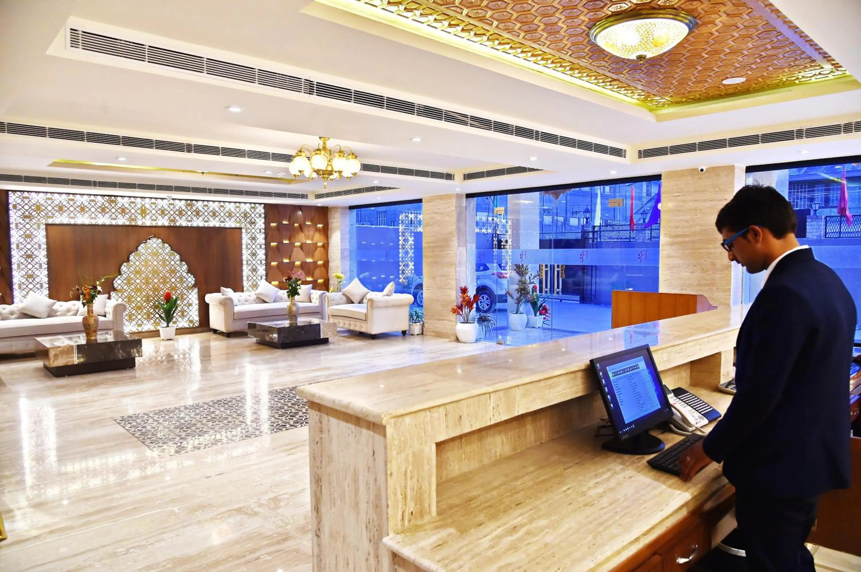 Regenta Central Srinagar, Rajbagh