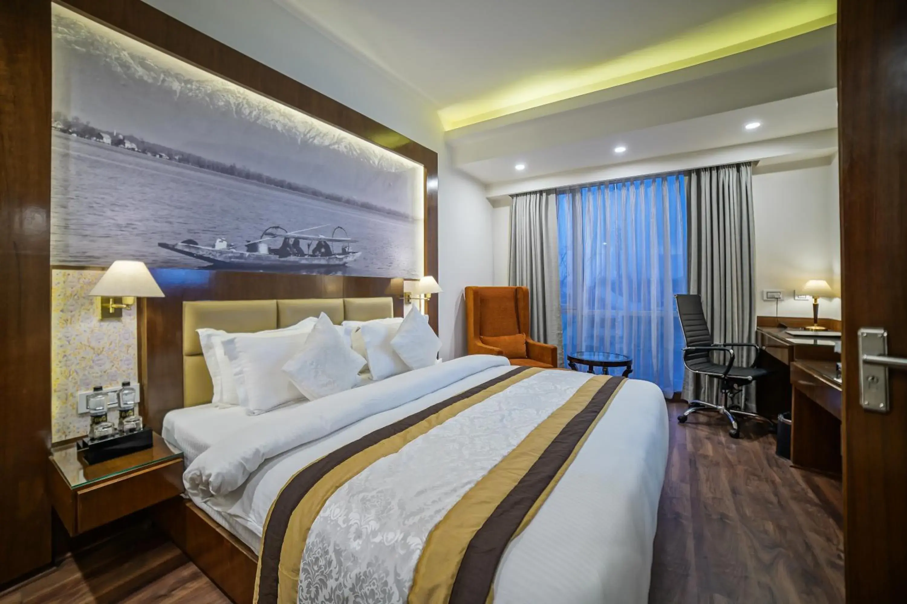 Bed in Regenta Central Srinagar, Rajbagh Bed in Regenta Central Srinagar, Rajbagh