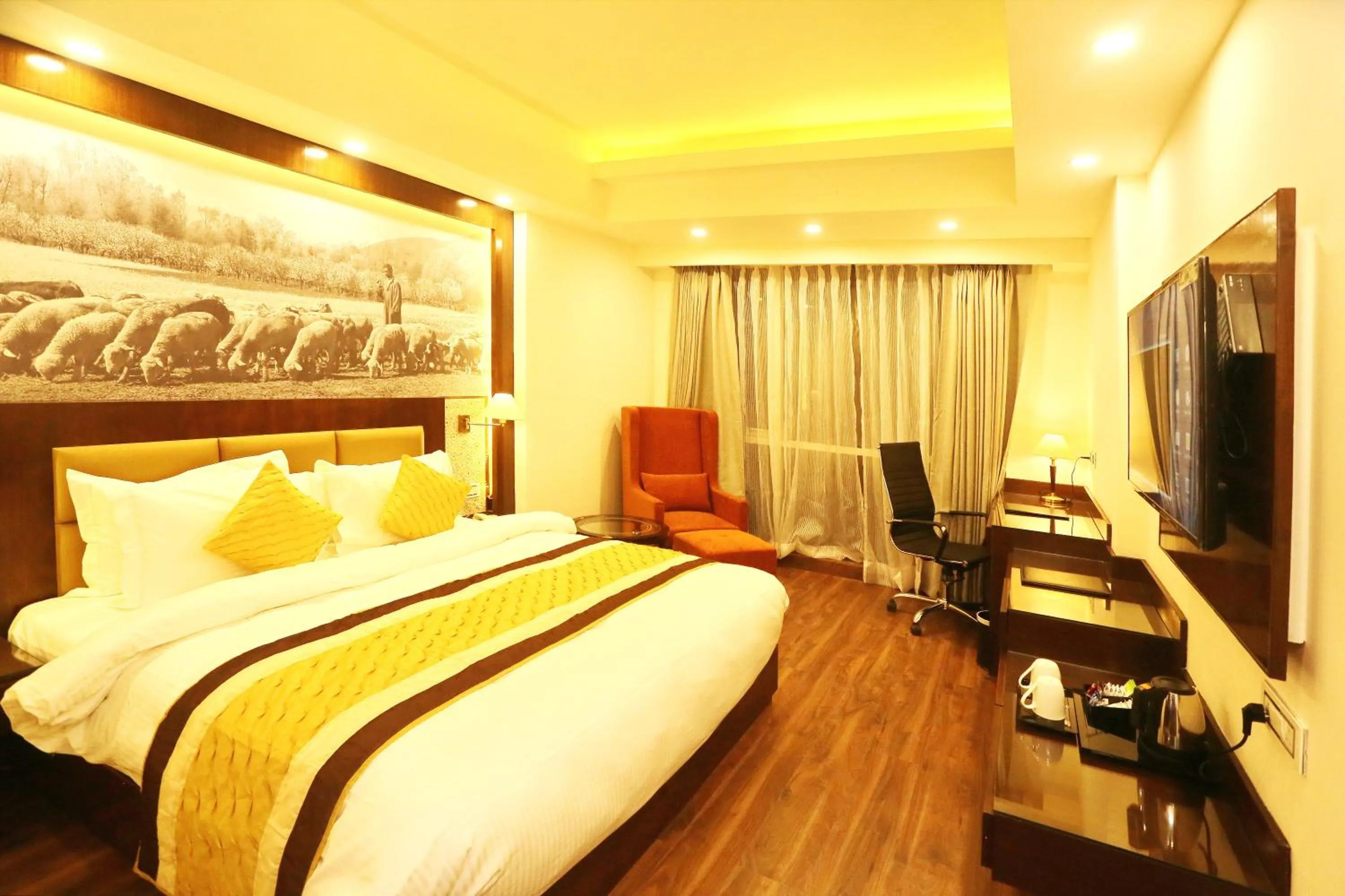 Bed in Regenta Central Srinagar, Rajbagh