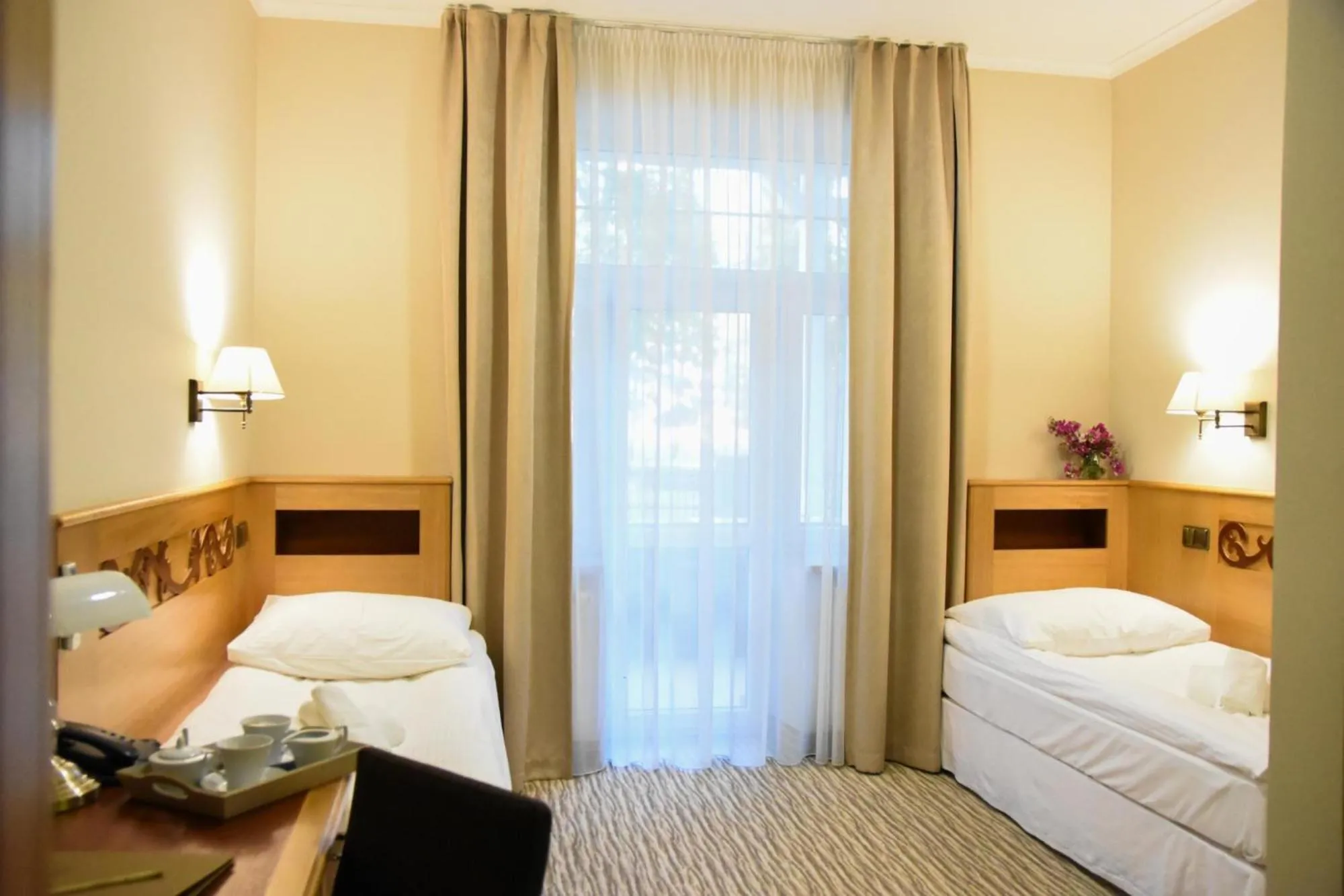 Photo of the whole room, Bed in Willa Home