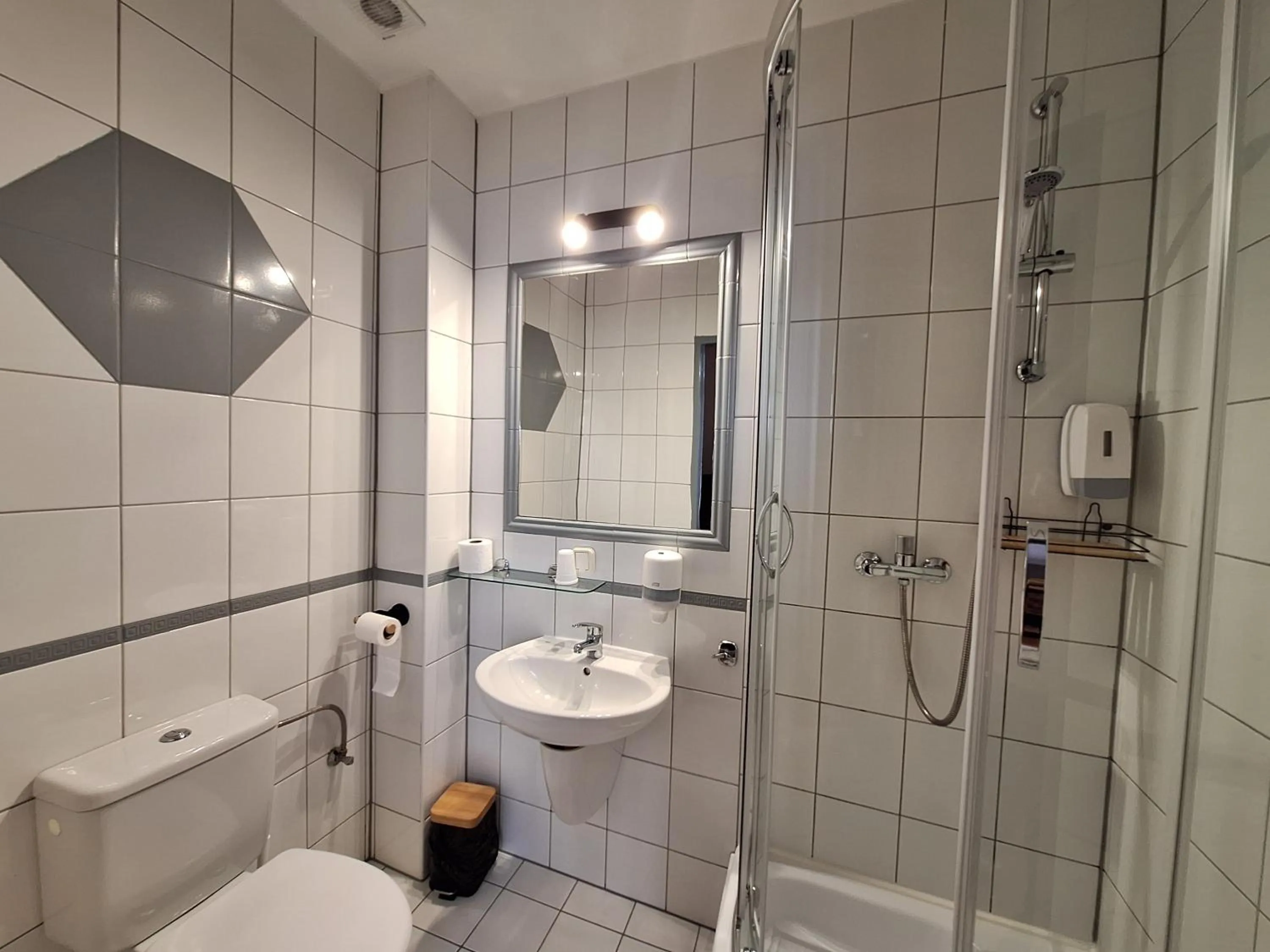 Shower in Hotel Restauracja Rondo