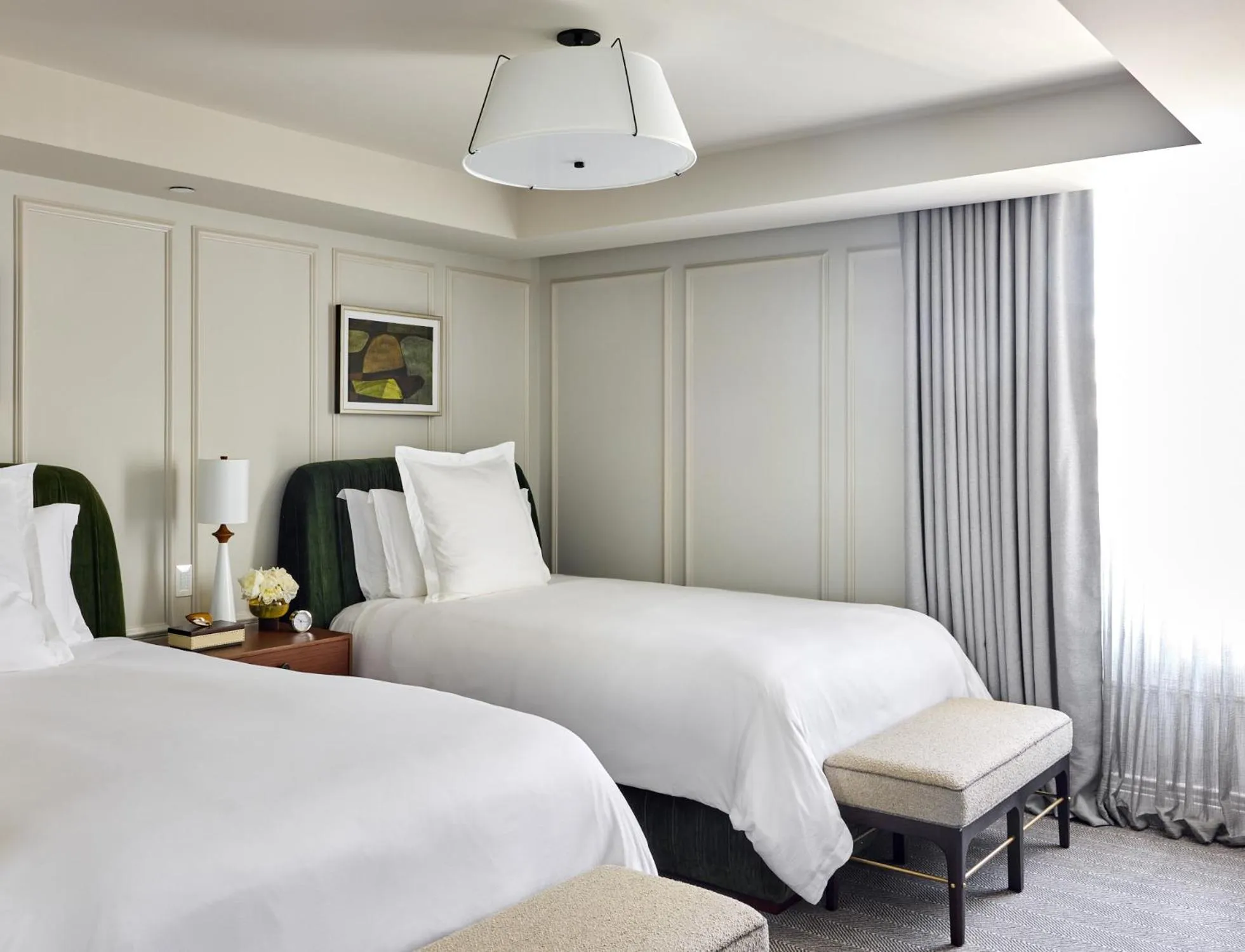 Bed in Rosewood Hotel Georgia